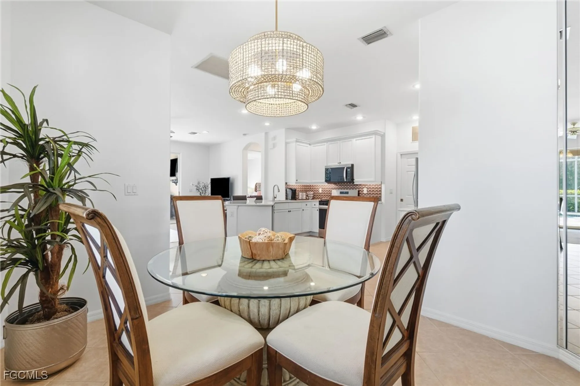 Property Slideshow image 12 of 31 | 10521 diamante way, Fort Myers, FL, 33913