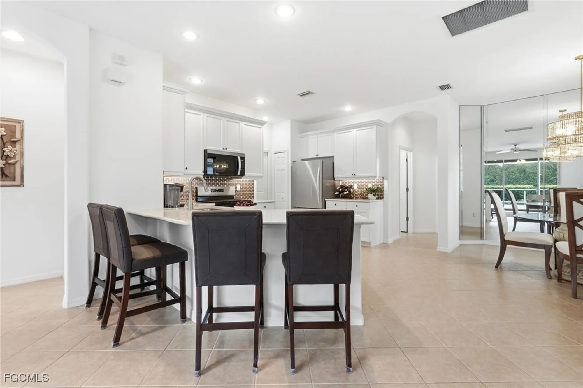 Property Slideshow image 9 of 31 | 10521 diamante way, Fort Myers, FL, 33913