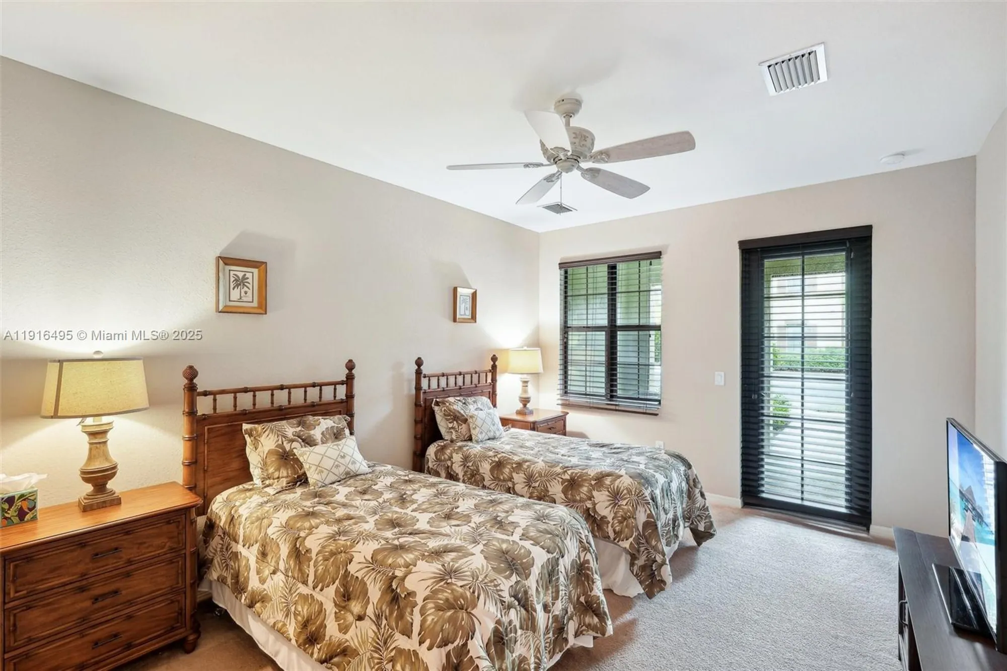 Property Slideshow image 19 of 27 | 9064 capistrano st 5004, Naples, FL, 34113