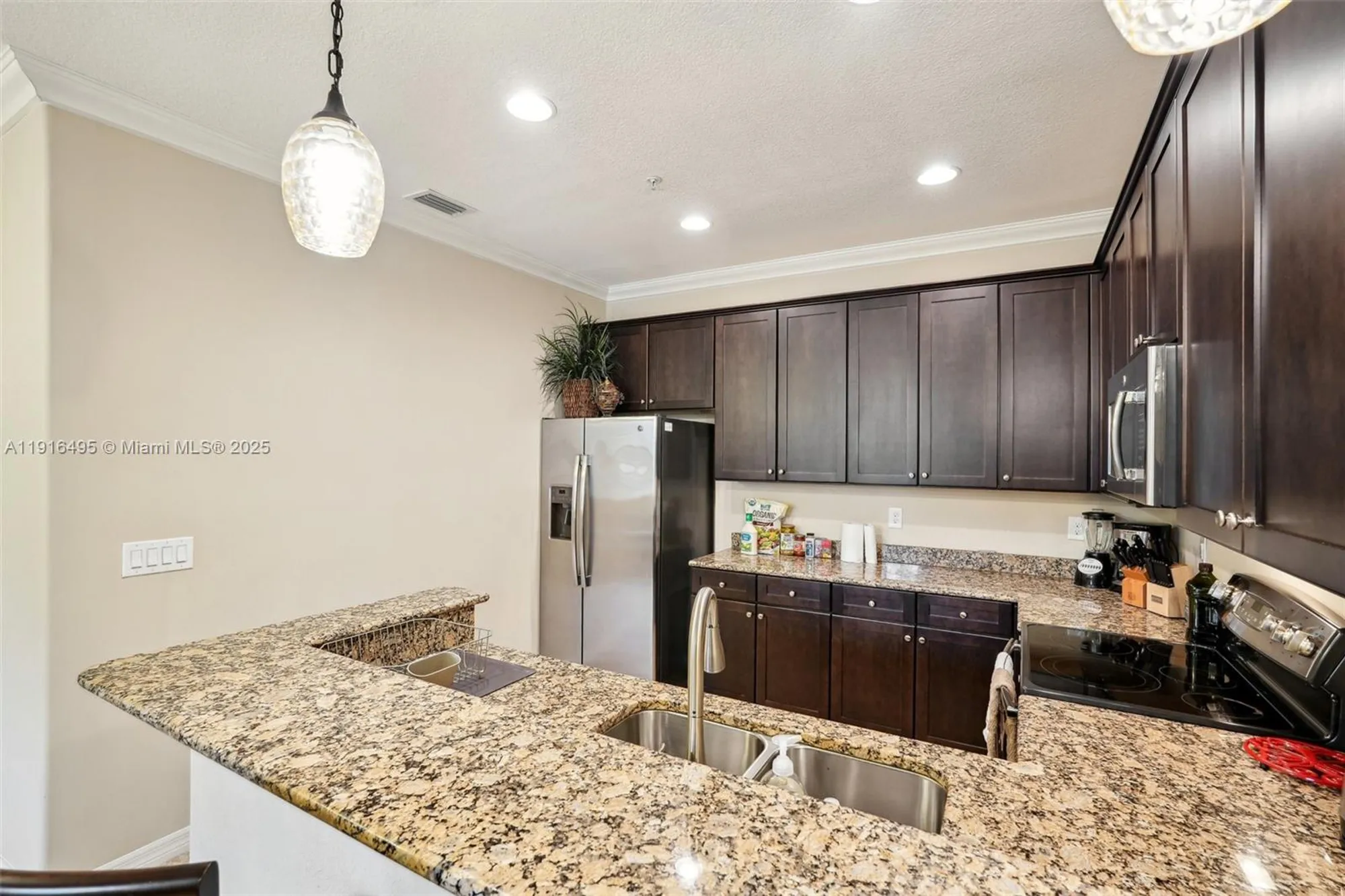 Property Slideshow image 11 of 27 | 9064 capistrano st 5004, Naples, FL, 34113