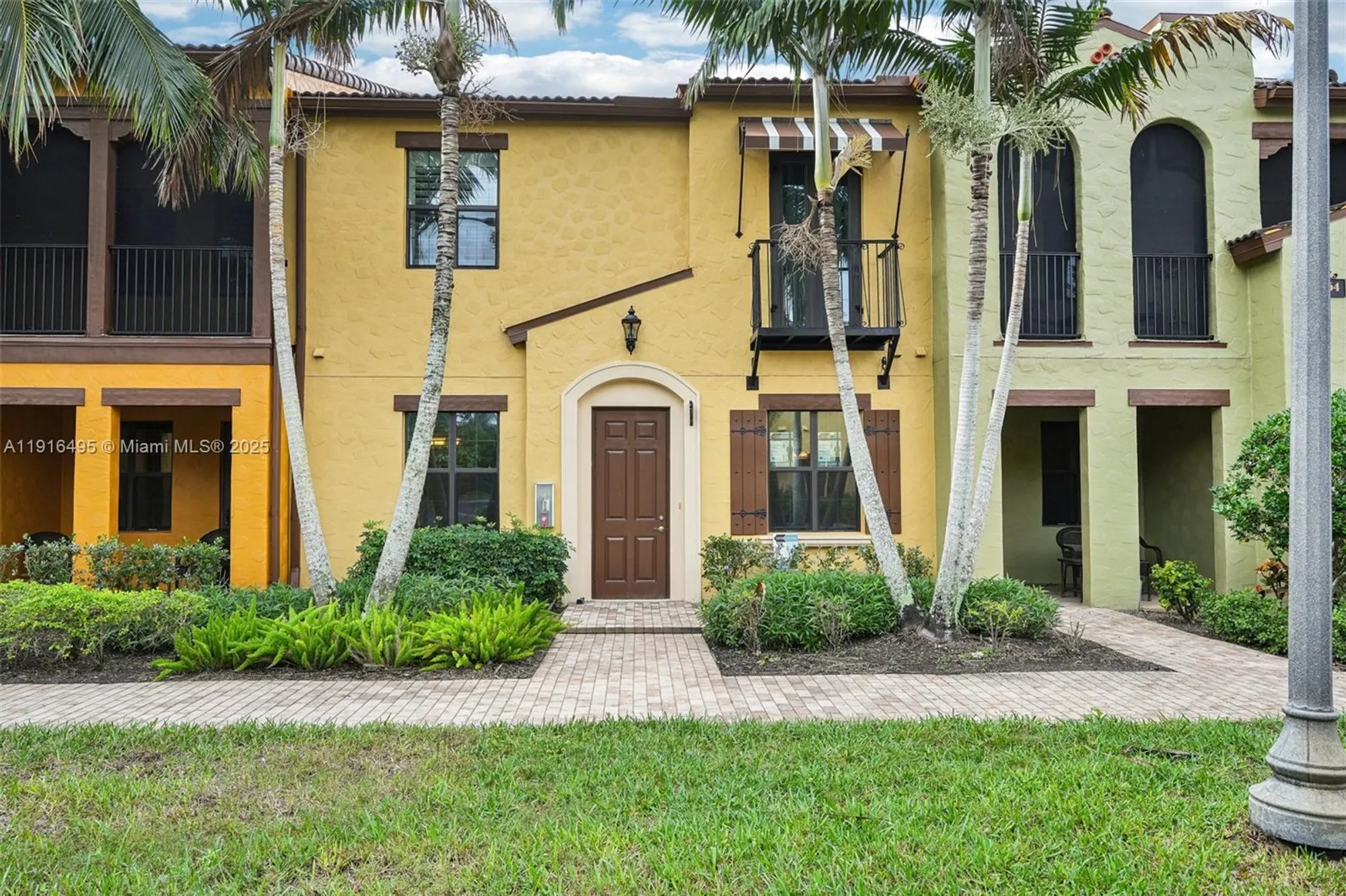 Property Slideshow image 2 of 27 | 9064 capistrano st 5004, Naples, FL, 34113