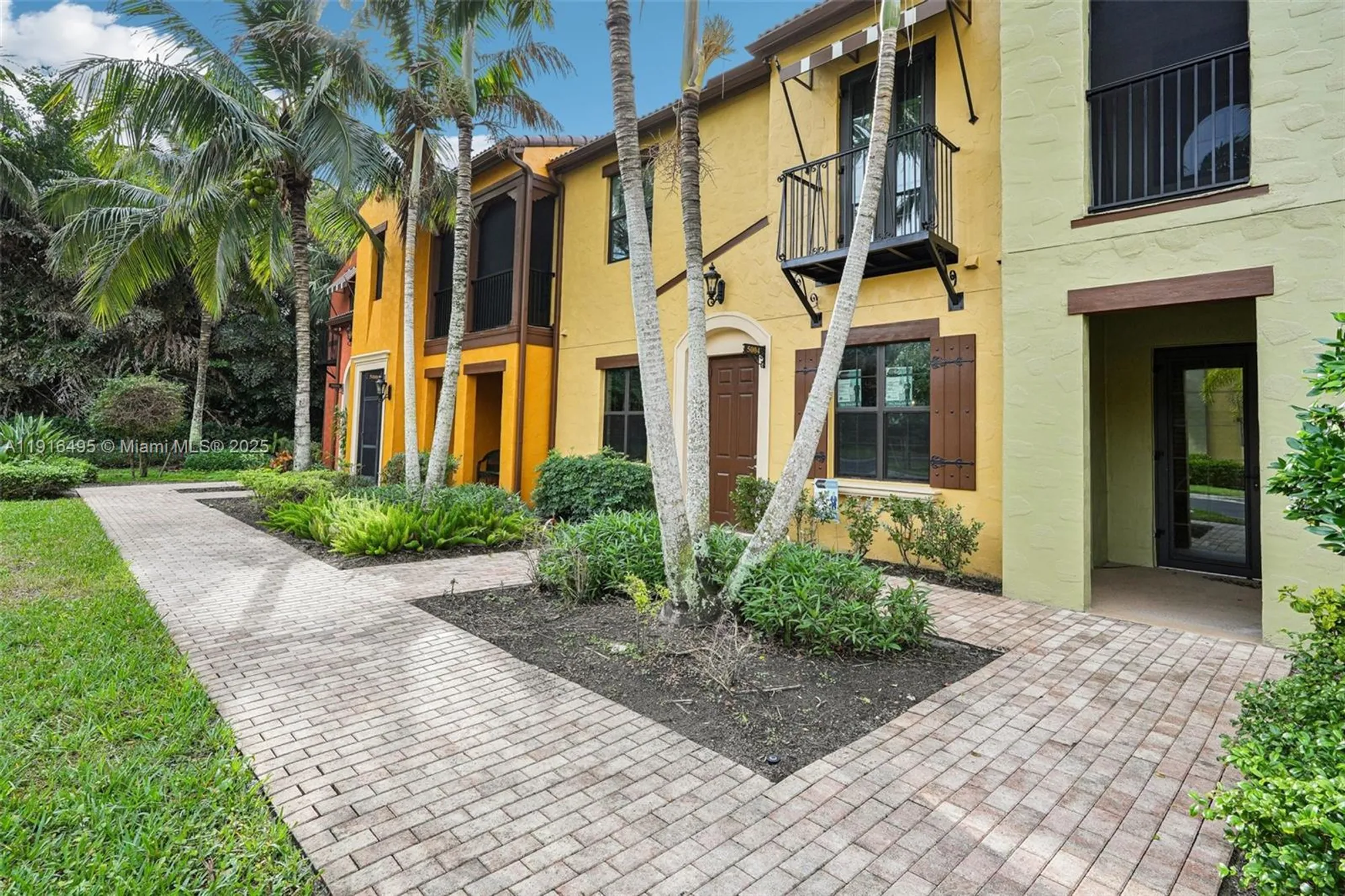 Property Slideshow image 3 of 27 | 9064 capistrano st 5004, Naples, FL, 34113
