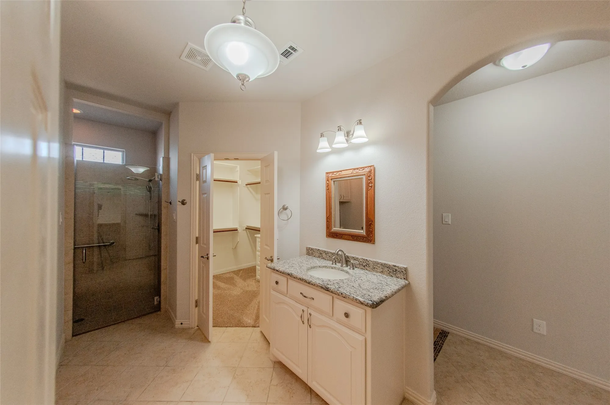 Property Slideshow image 17 of 29 | 704 fostery king pl, Keller, TX, 76248