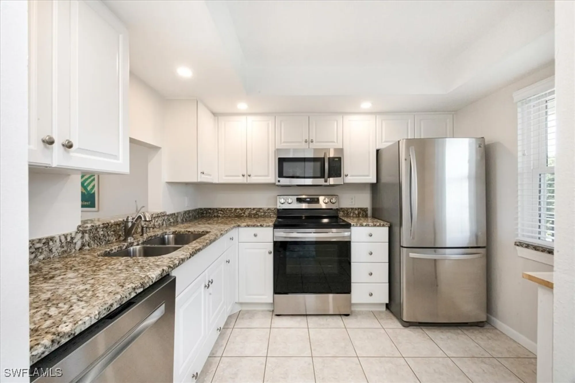 Property Slideshow image 4 of 21 | 3030 binnacle dr 307, Naples, FL, 34103