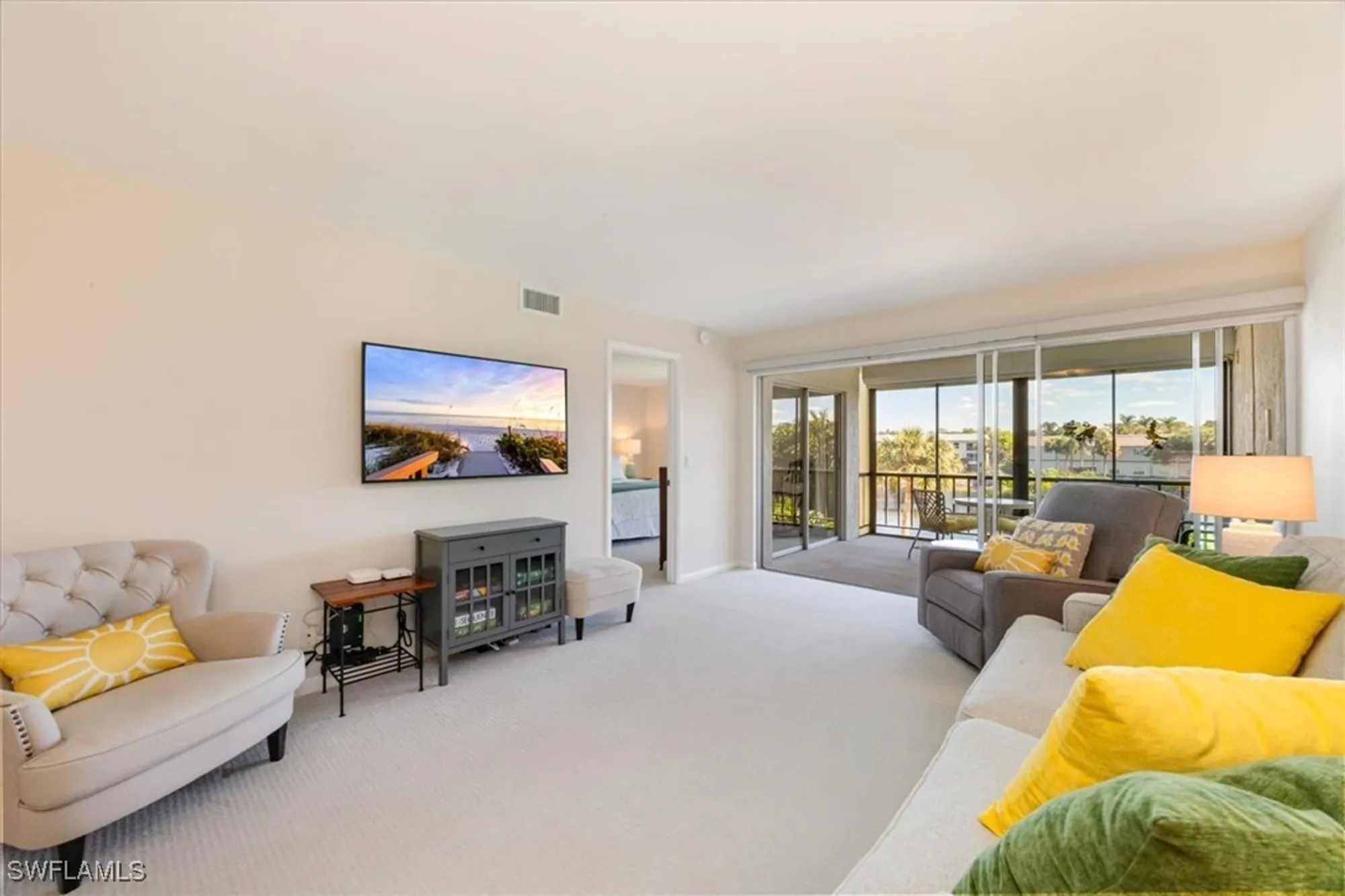 Property Slideshow image 6 of 21 | 3030 binnacle dr 307, Naples, FL, 34103