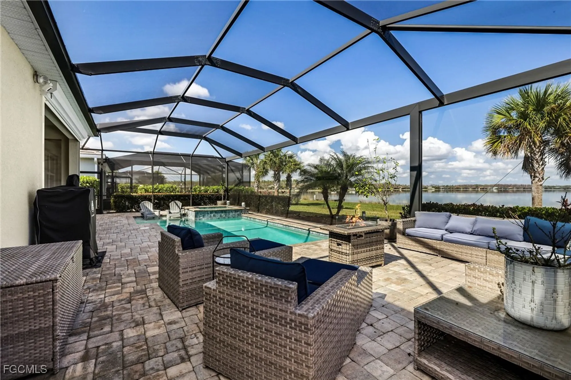 Property Slideshow image 27 of 46 | 13424 blue bay cir, Fort Myers, FL, 33913