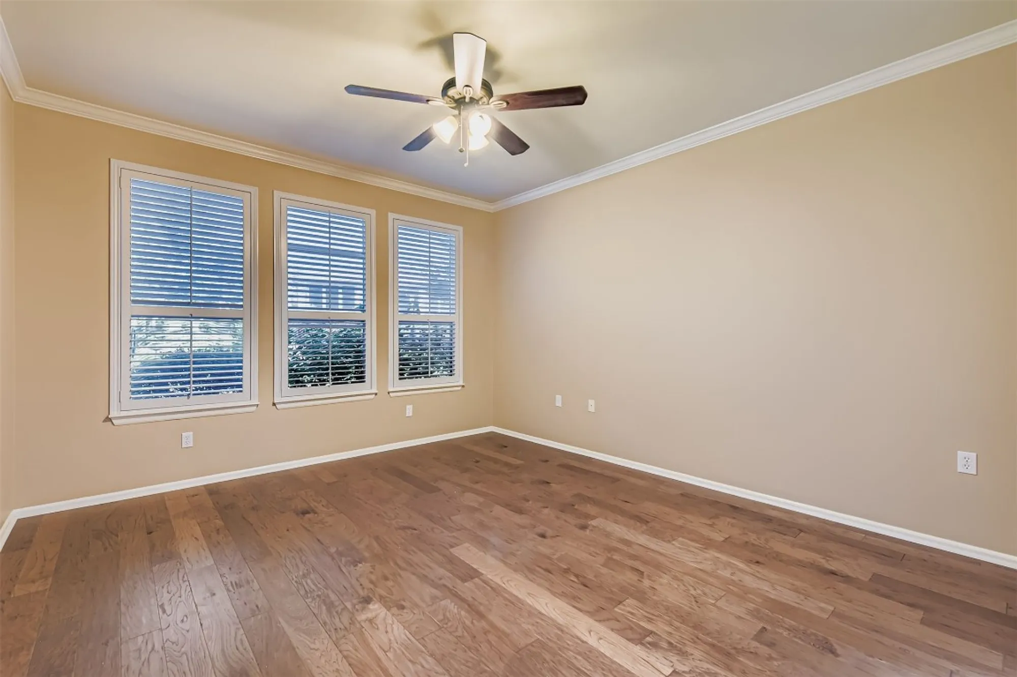 Property Slideshow image 11 of 22 | 723 independence creek ln, Georgetown, TX, 78633