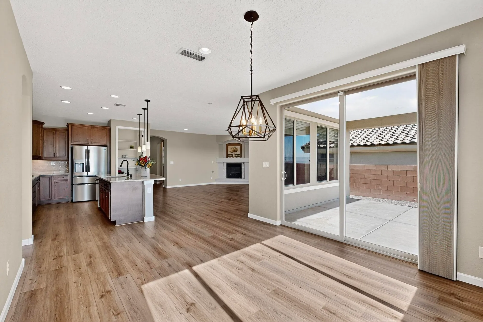 Property Slideshow image 15 of 39 | 9324 cougar creek ln nw, Albuquerque, NM, 87120