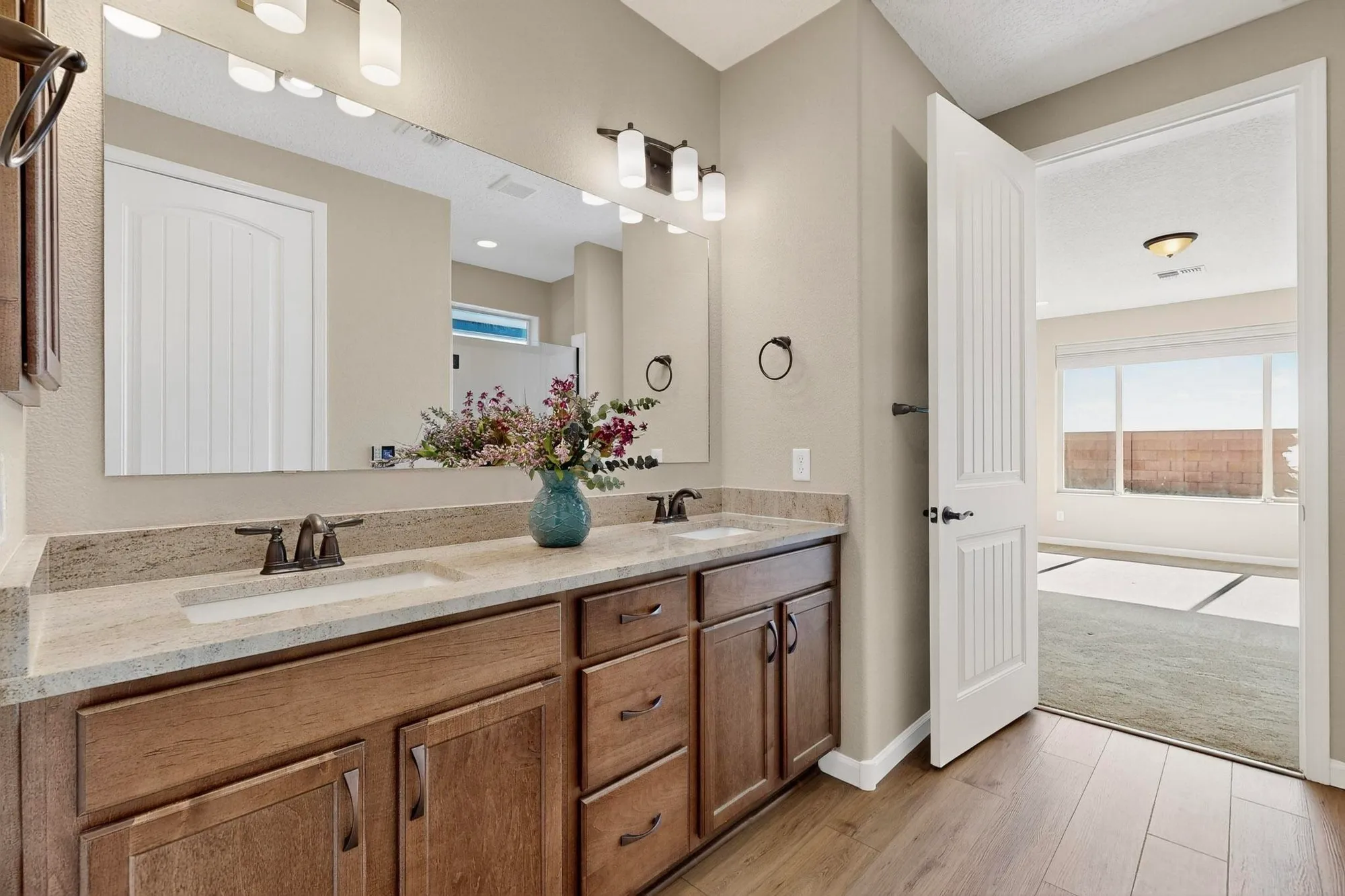 Property Slideshow image 20 of 39 | 9324 cougar creek ln nw, Albuquerque, NM, 87120