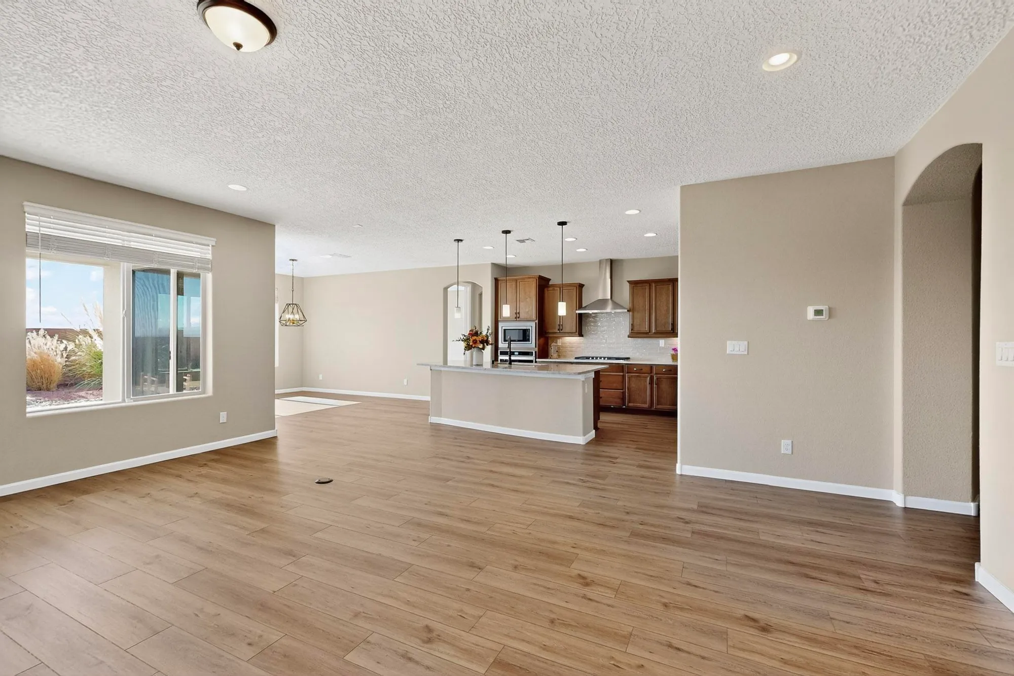Property Slideshow image 9 of 39 | 9324 cougar creek ln nw, Albuquerque, NM, 87120
