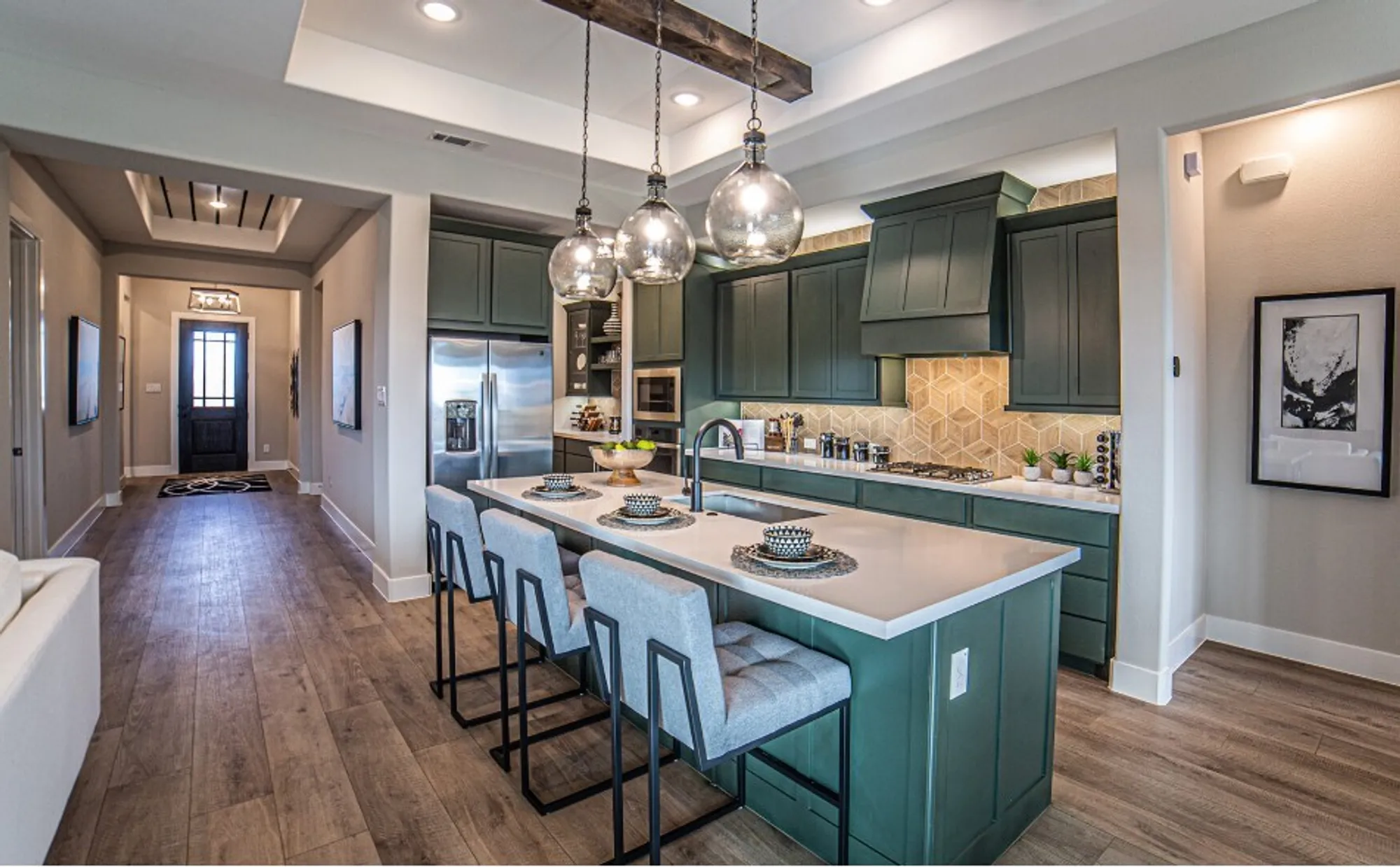 Property Slideshow image 2 of 10 | 2504 ventura blvd, Mansfield, TX, 76063