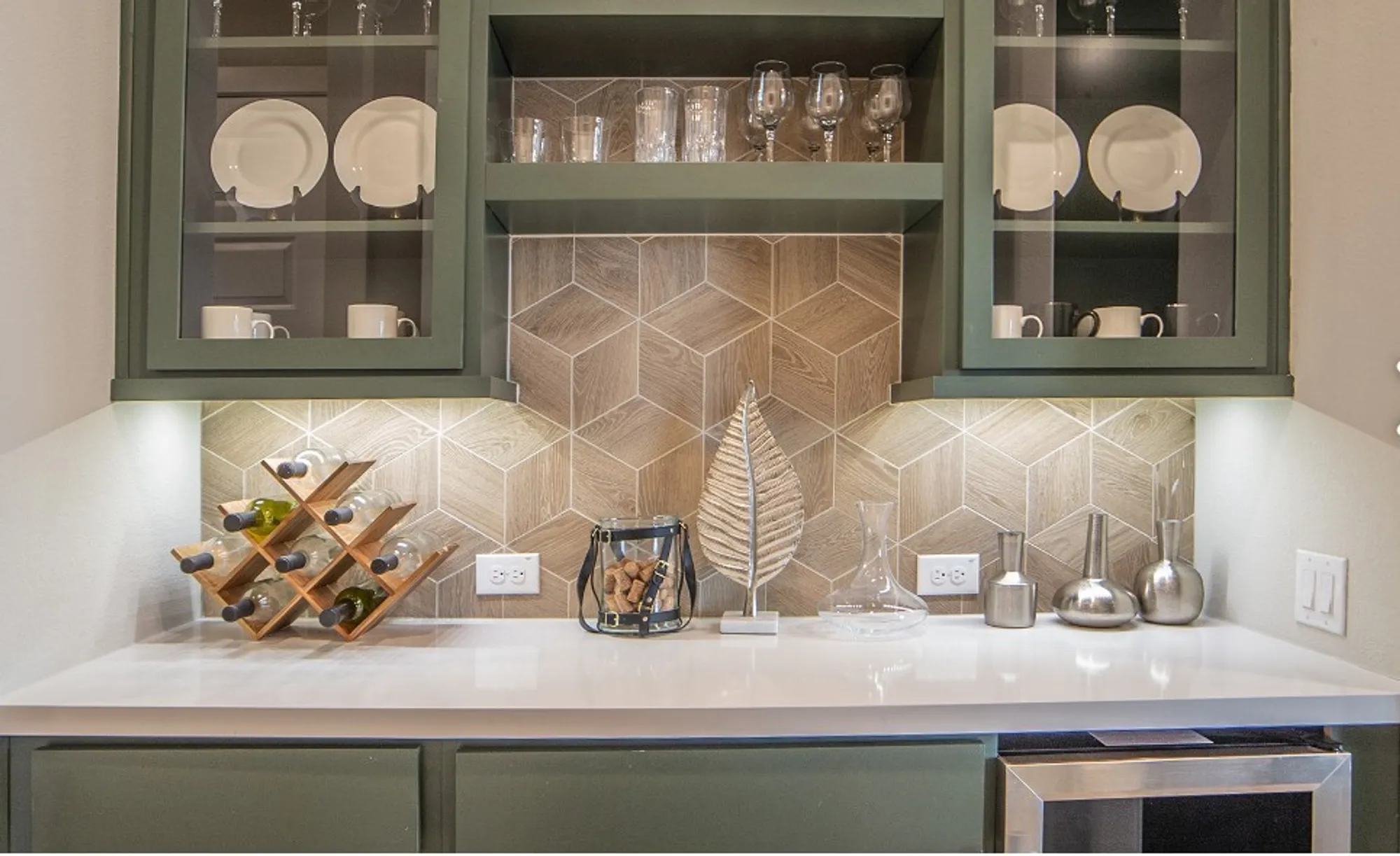 Property Slideshow image 4 of 10 | 2504 ventura blvd, Mansfield, TX, 76063