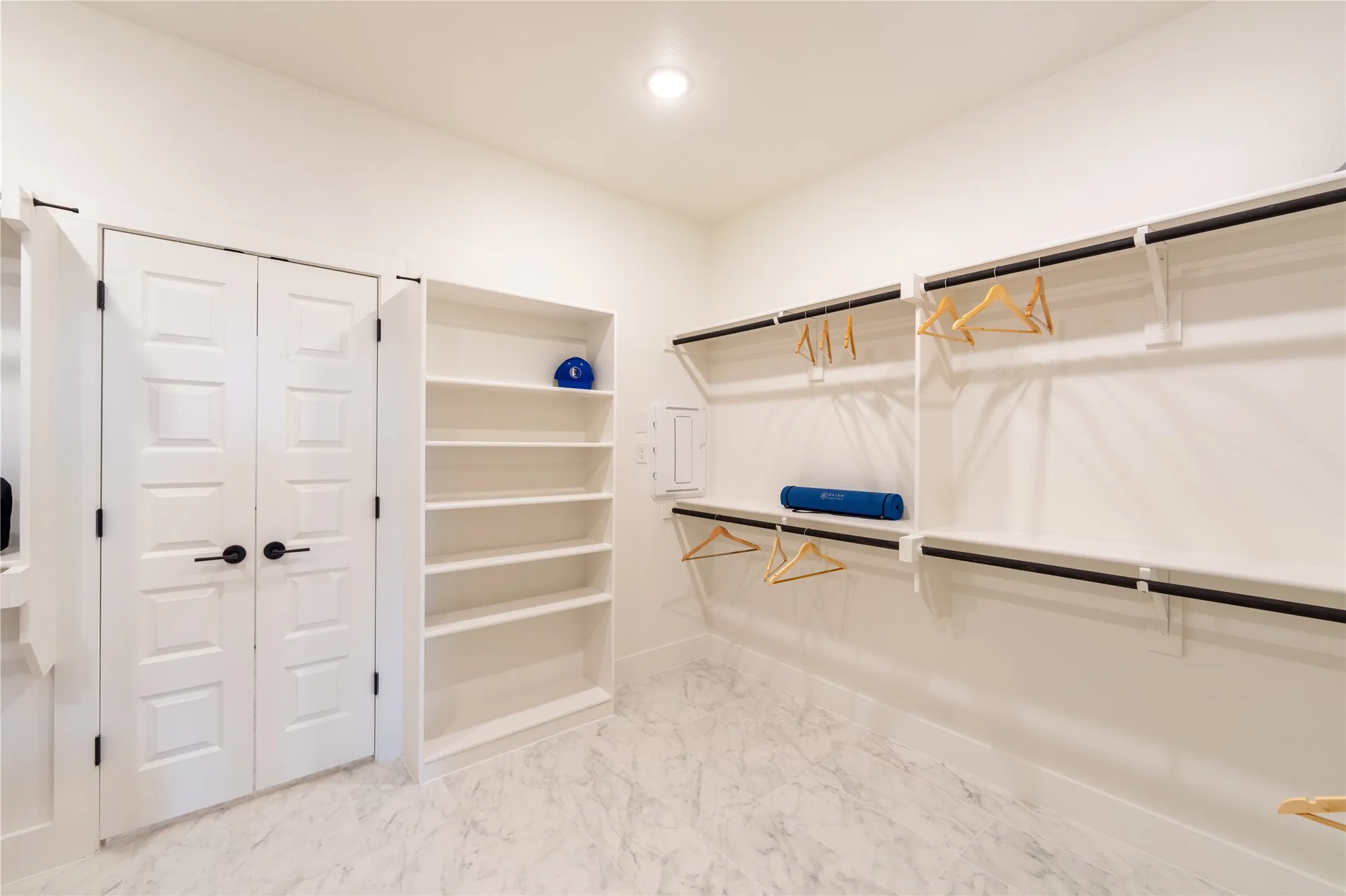 Property Slideshow image 31 of 38 | 3412 esplanade dr, Little Elm, TX, 75068