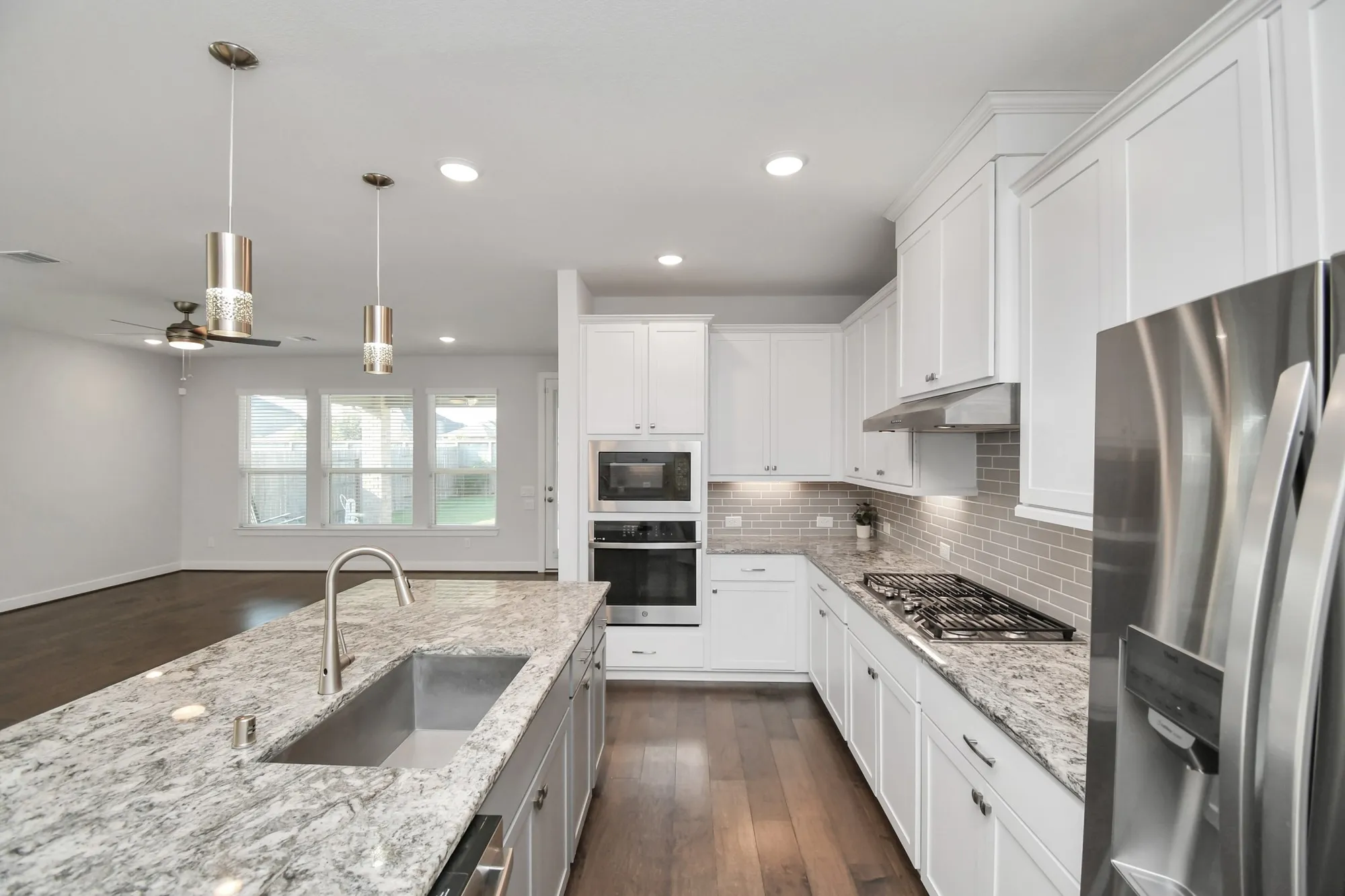 Property Slideshow image 17 of 41 | 28723 tara ridge ct ct, Fulshear, TX, 77441