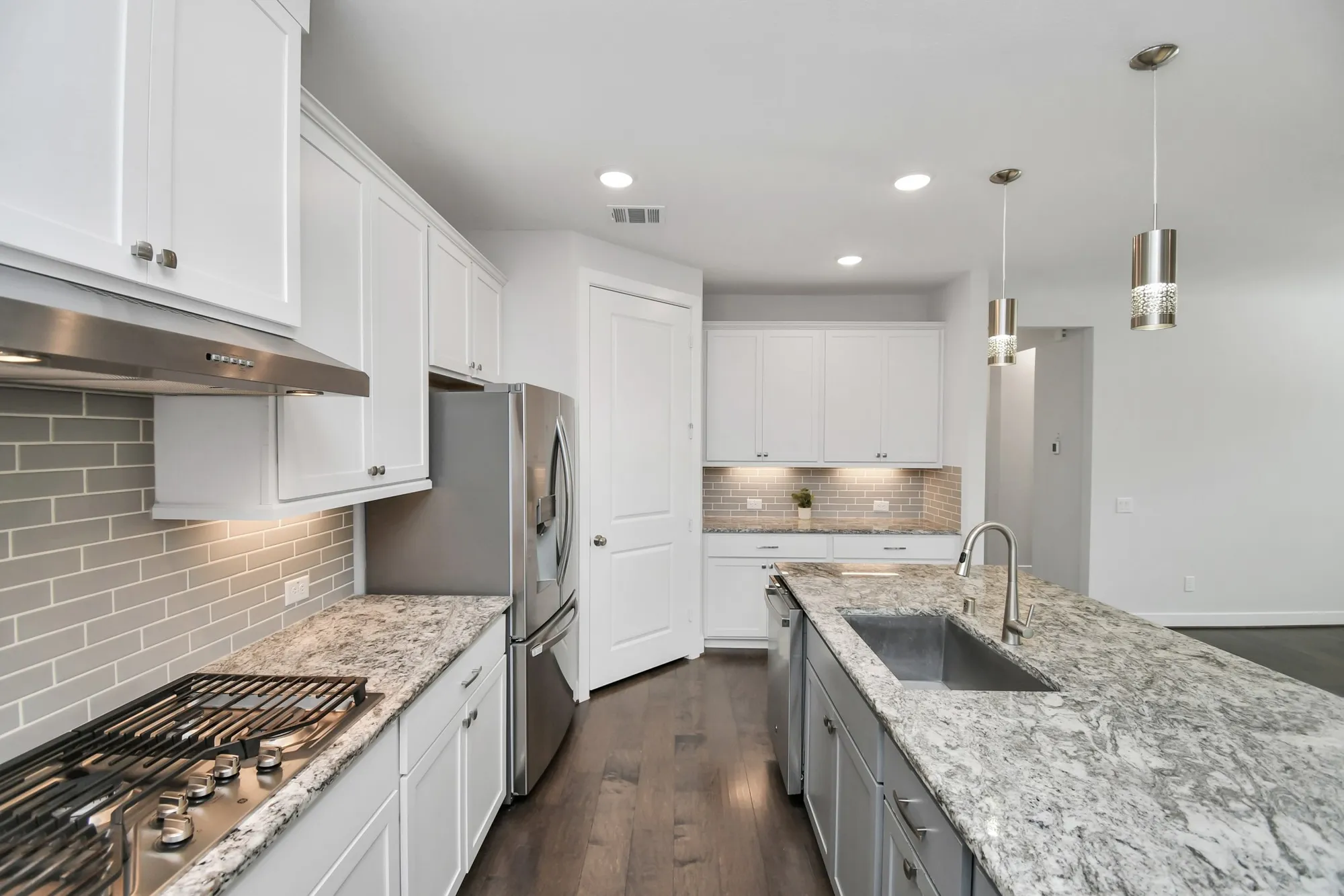 Property Slideshow image 20 of 41 | 28723 tara ridge ct ct, Fulshear, TX, 77441