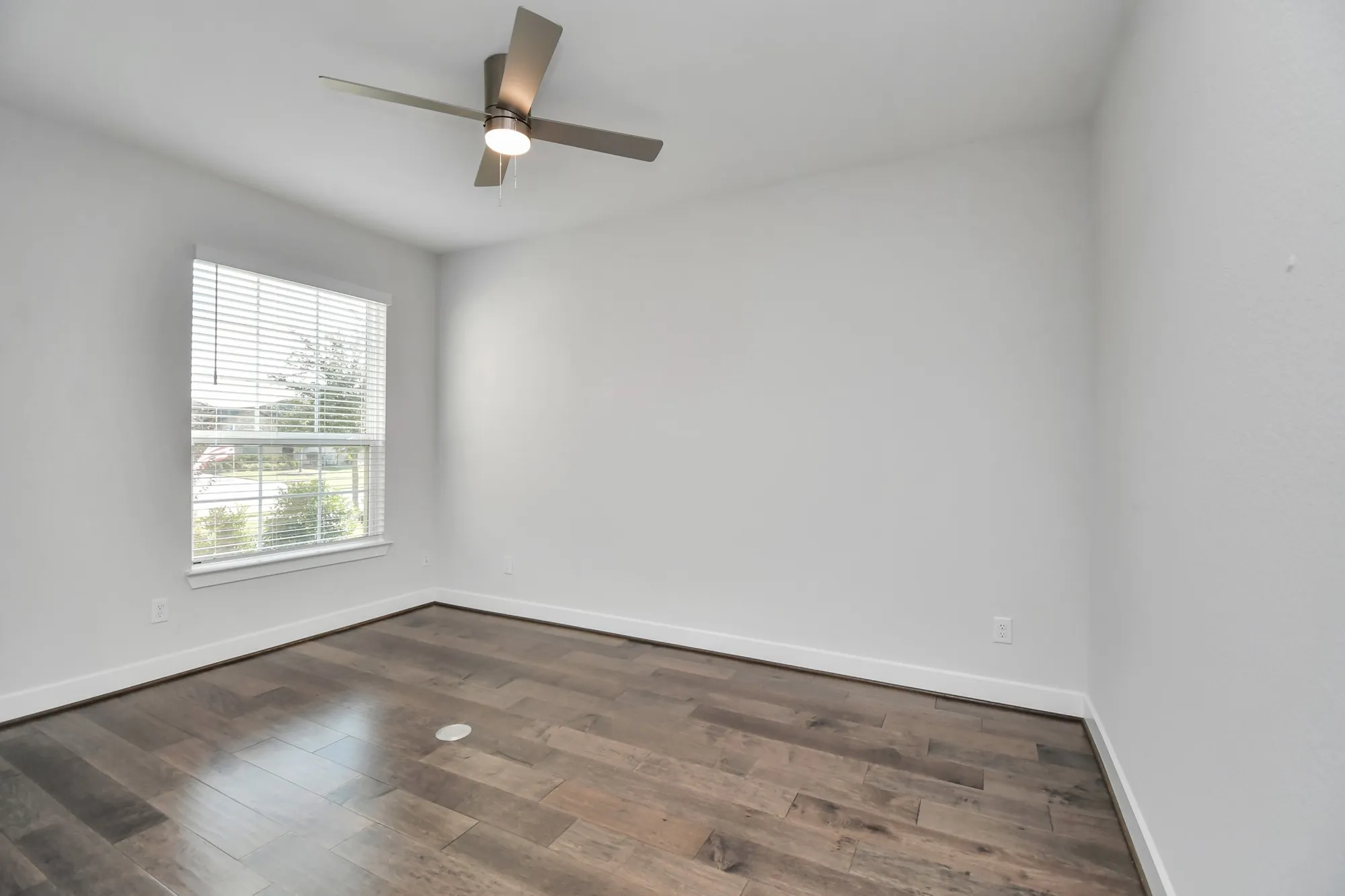 Property Slideshow image 6 of 41 | 28723 tara ridge ct ct, Fulshear, TX, 77441