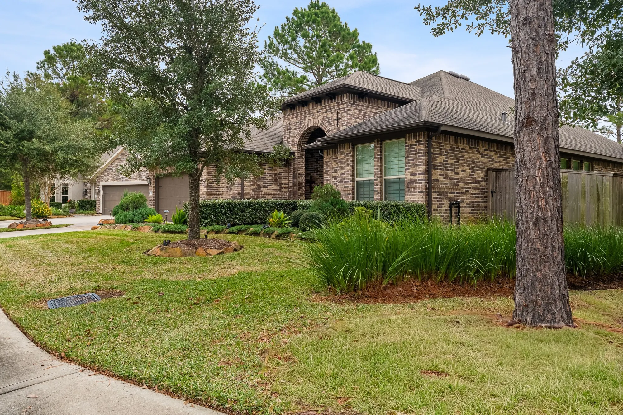 Property Slideshow image 3 of 37 | 202 foxglove ln, Montgomery, TX, 77316