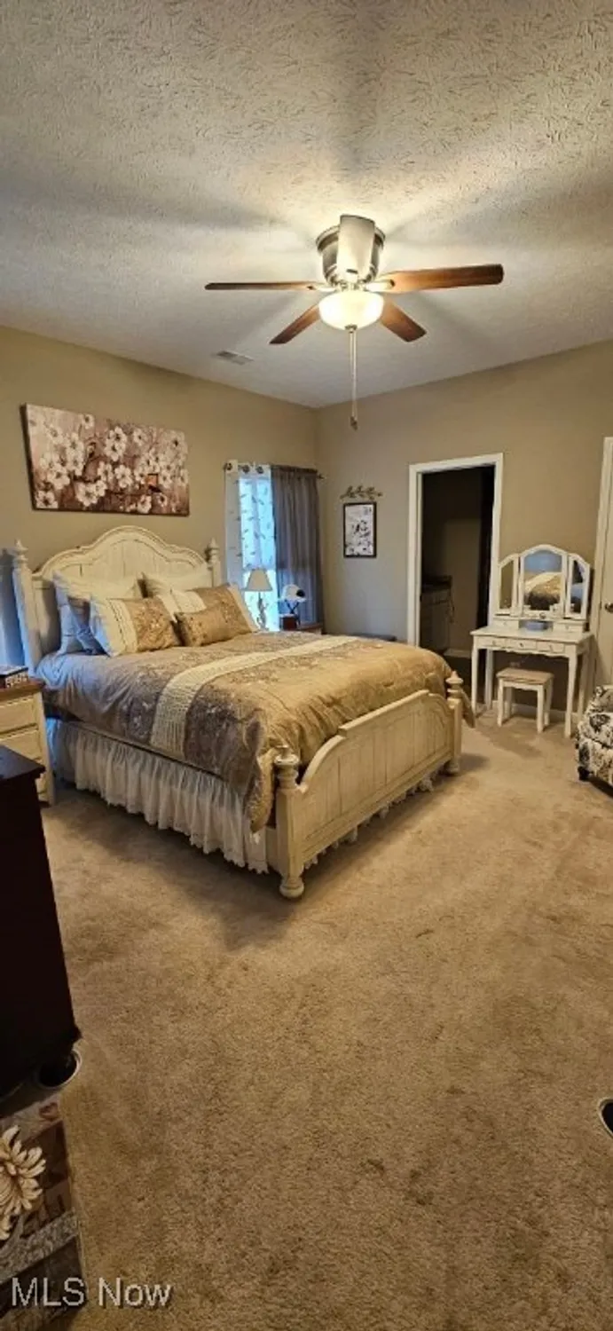 Property Slideshow image 14 of 18 | 3439 morningside way, Lorain, OH, 44053