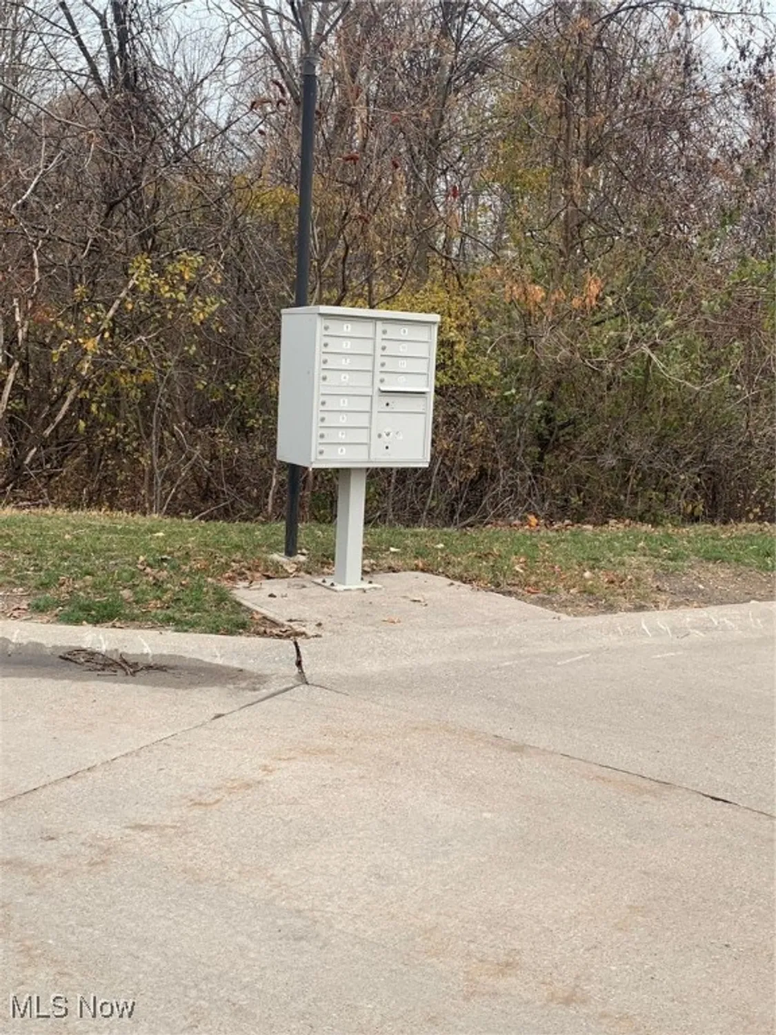 Property Slideshow image 10 of 18 | 3439 morningside way, Lorain, OH, 44053