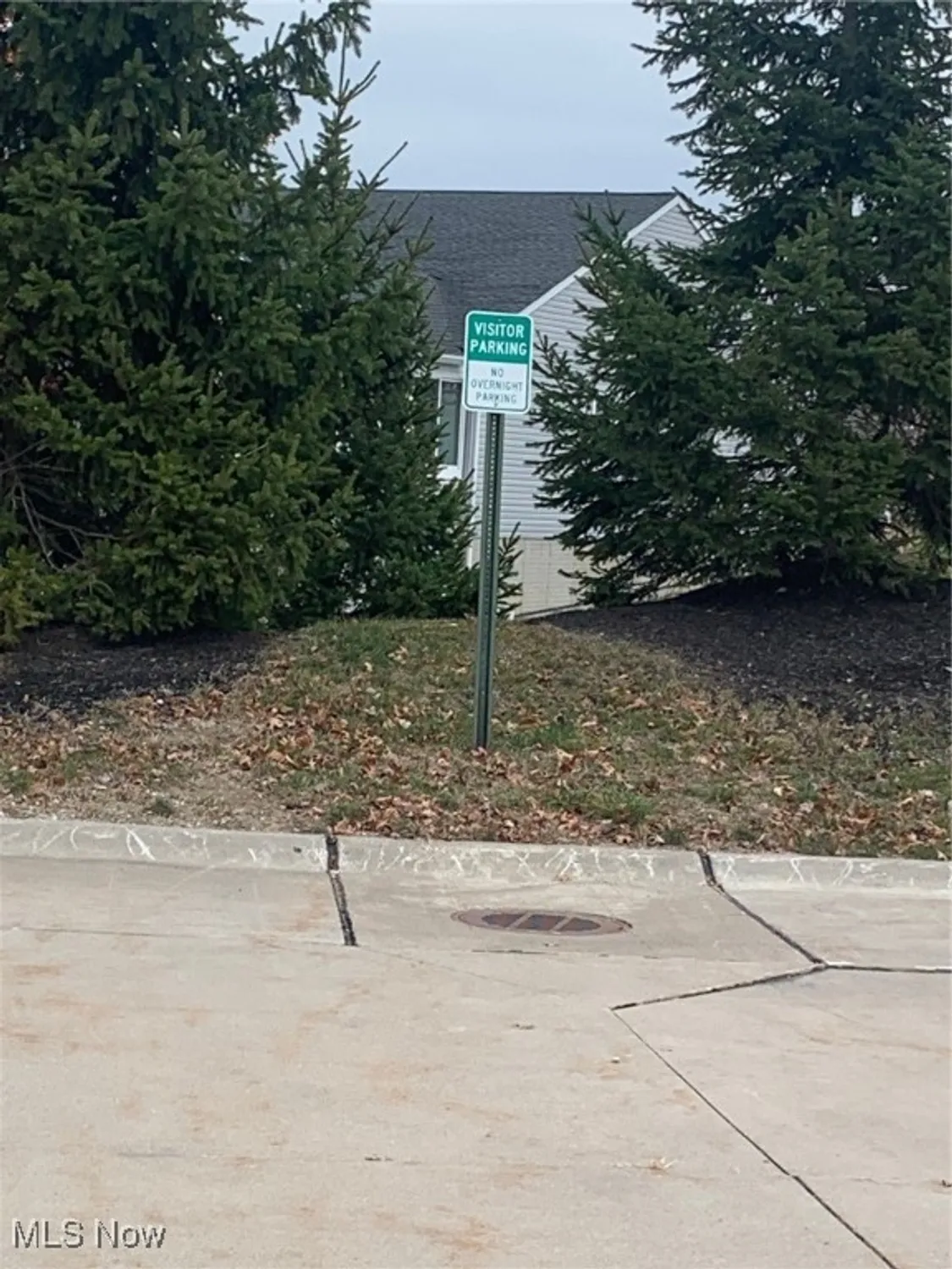 Property Slideshow image 11 of 18 | 3439 morningside way, Lorain, OH, 44053