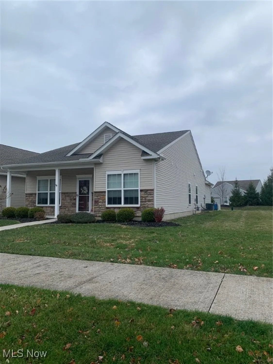 Property Slideshow image 9 of 18 | 3439 morningside way, Lorain, OH, 44053