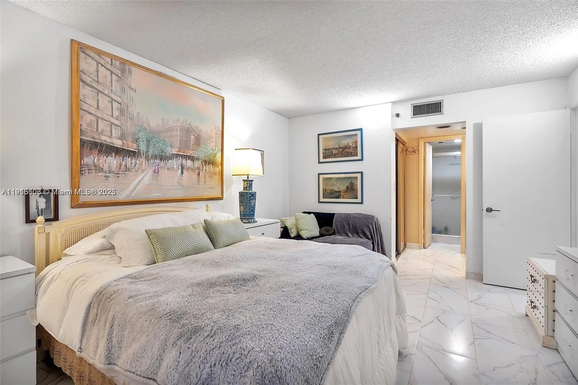 Property Slideshow image 17 of 37 | 1300 saint charles pl l12, Pembroke Pines, FL, 33026