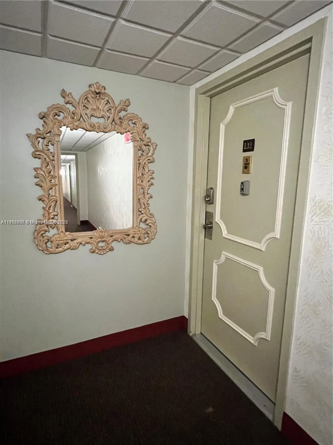 Property Slideshow image 4 of 37 | 1300 saint charles pl l12, Pembroke Pines, FL, 33026