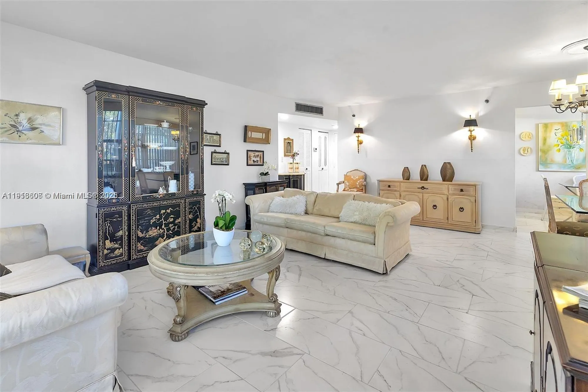 Property Slideshow image 8 of 37 | 1300 saint charles pl l12, Pembroke Pines, FL, 33026