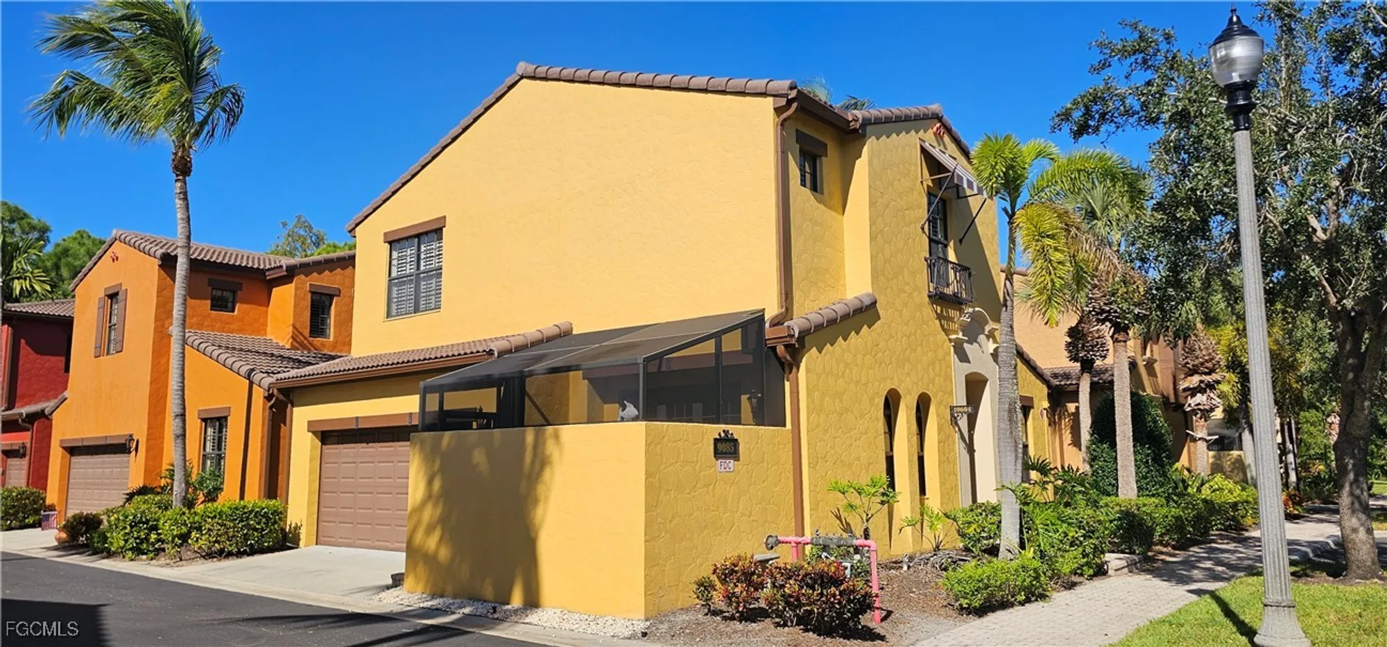 Property Slideshow image 2 of 34 | 9085 chula vista st # 106, Naples, FL, 34113