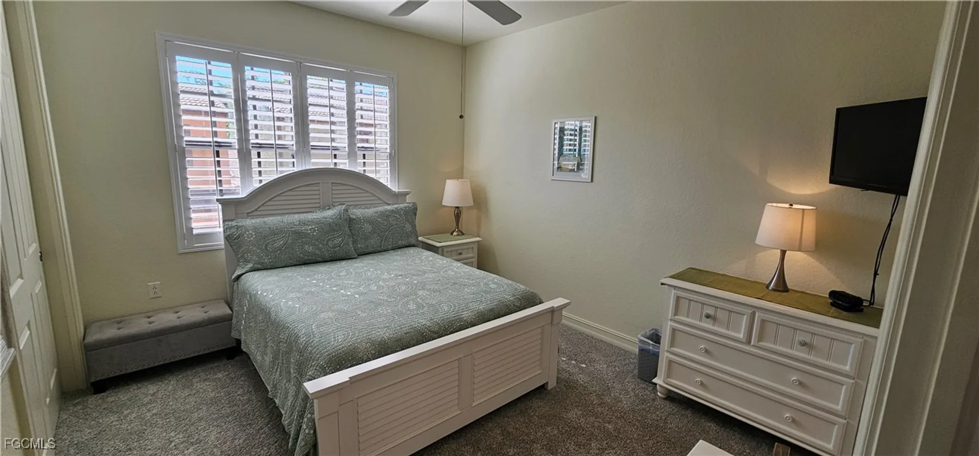Property Slideshow image 21 of 34 | 9085 chula vista st # 106, Naples, FL, 34113