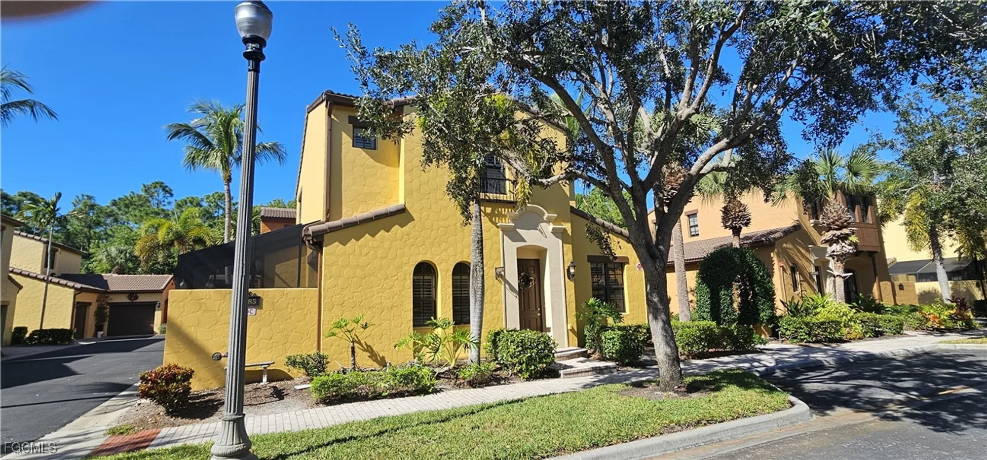 Property Slideshow image 33 of 34 | 9085 chula vista st # 106, Naples, FL, 34113