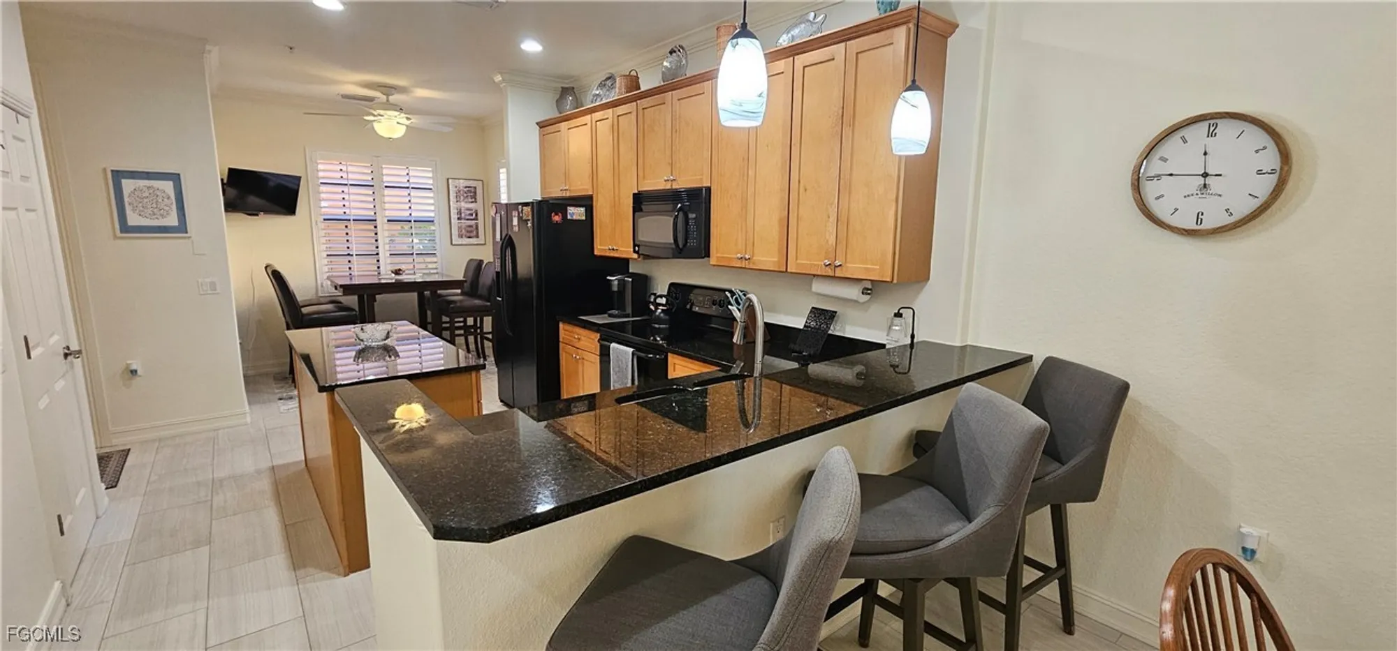 Property Slideshow image 4 of 34 | 9085 chula vista st # 106, Naples, FL, 34113