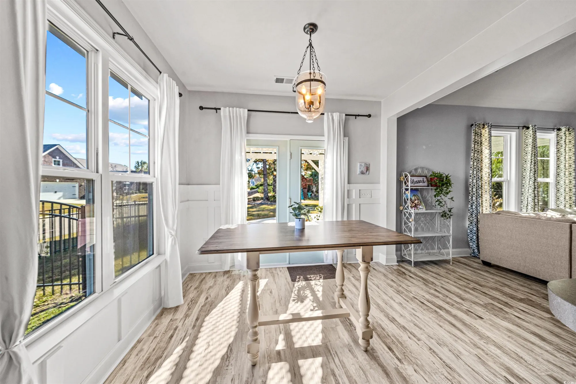 Property Slideshow image 9 of 40 | 1047 brentford pl, Myrtle Beach, SC, 29579