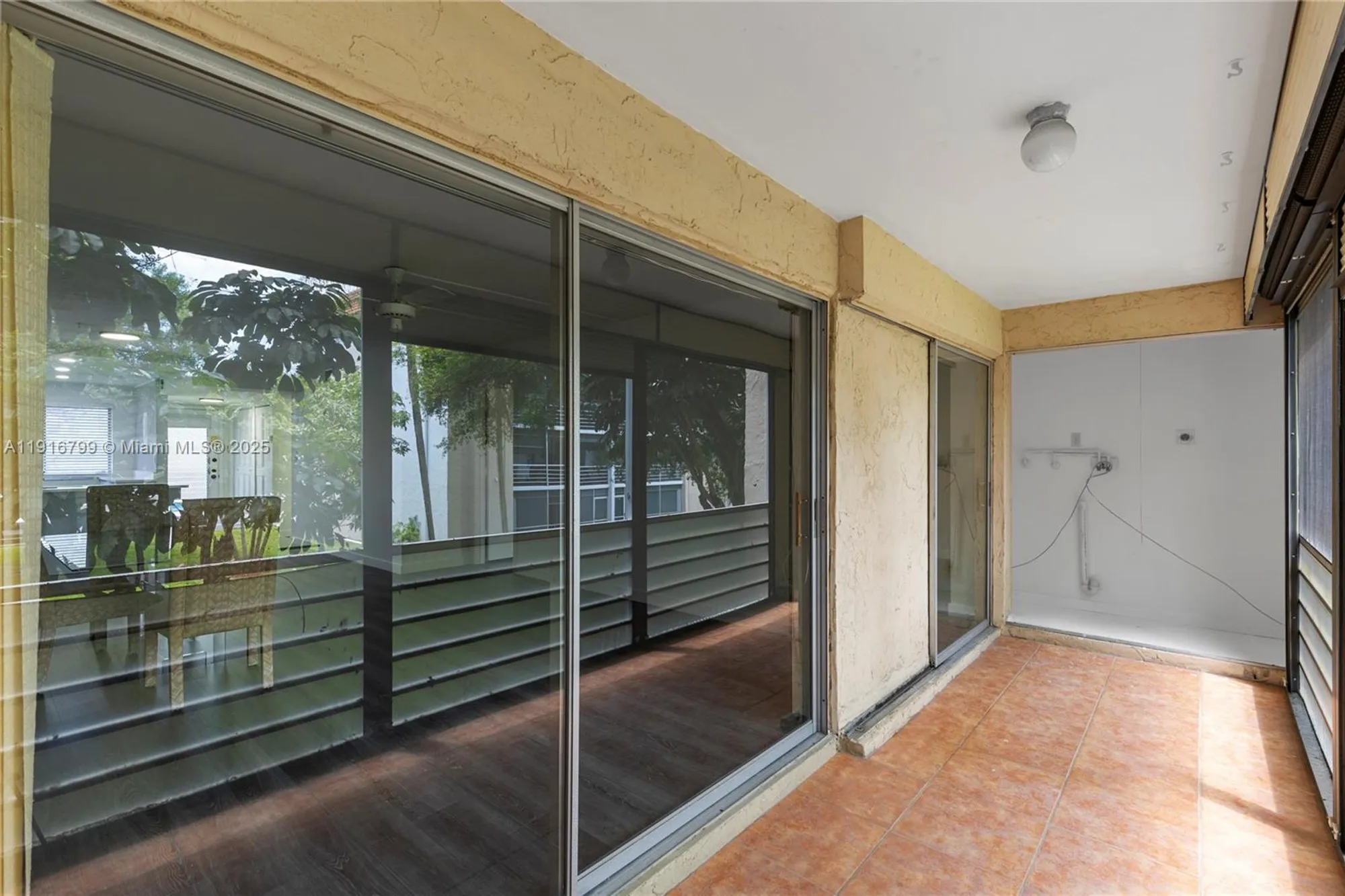 Property Slideshow image 19 of 29 | 3591 inverrary dr 203, Lauderhill, FL, 33319