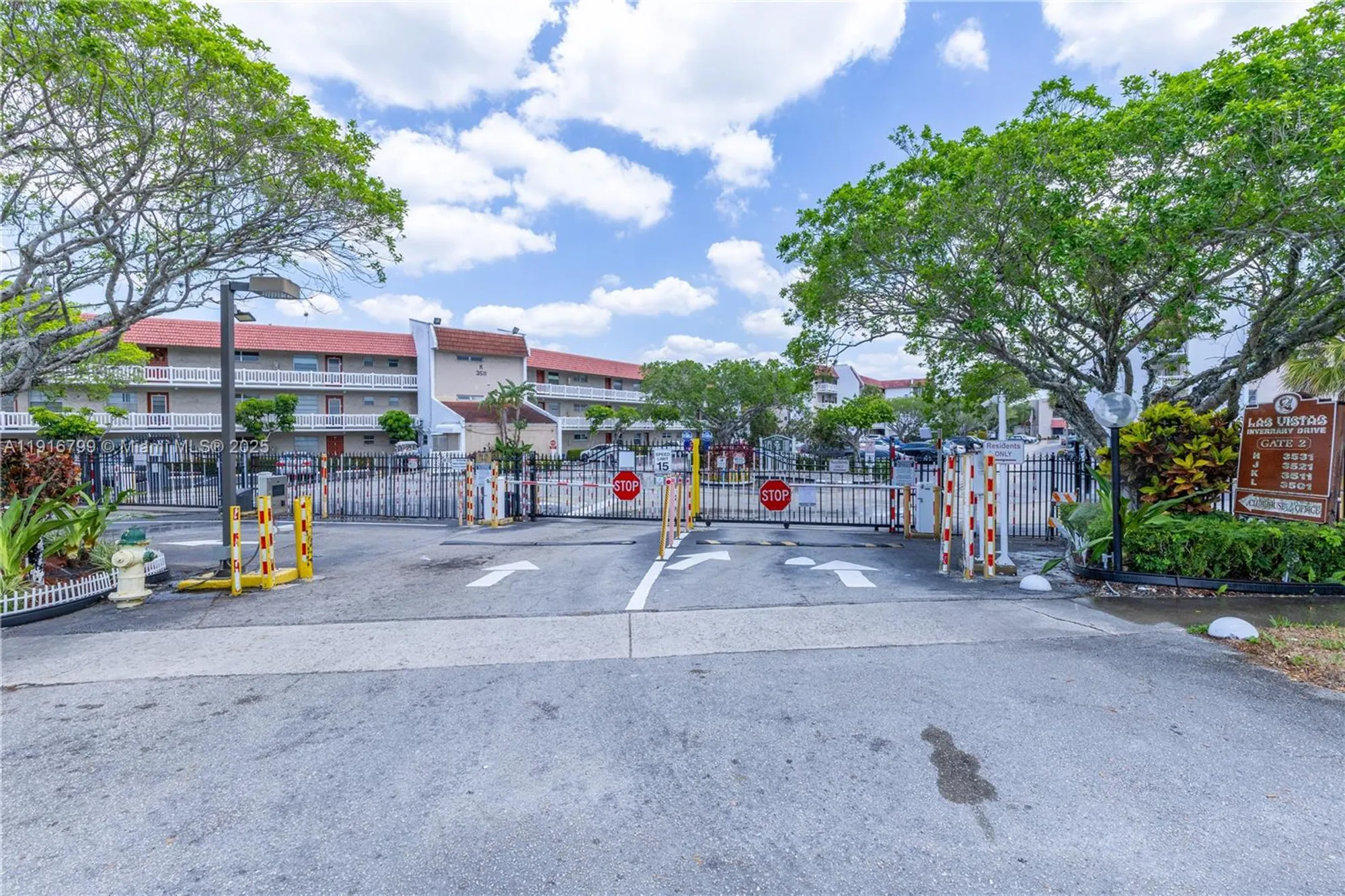 Property Slideshow image 29 of 29 | 3591 inverrary dr 203, Lauderhill, FL, 33319