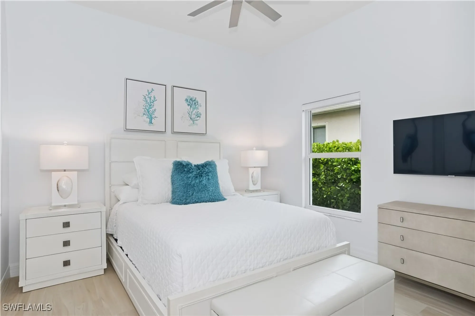 Property Slideshow image 14 of 26 | 8991 mustang island cir, Naples, FL, 34113