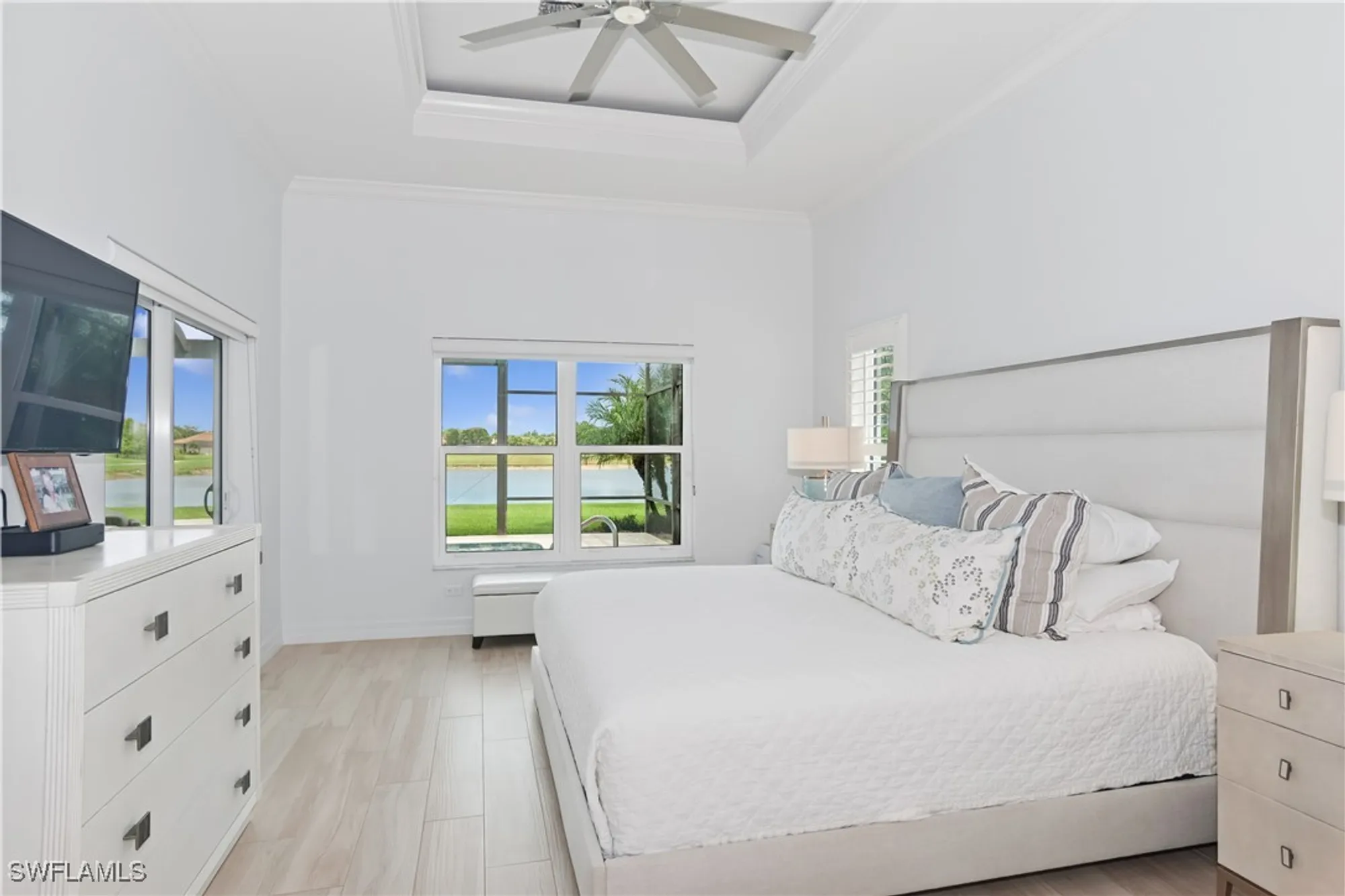 Property Slideshow image 11 of 26 | 8991 mustang island cir, Naples, FL, 34113