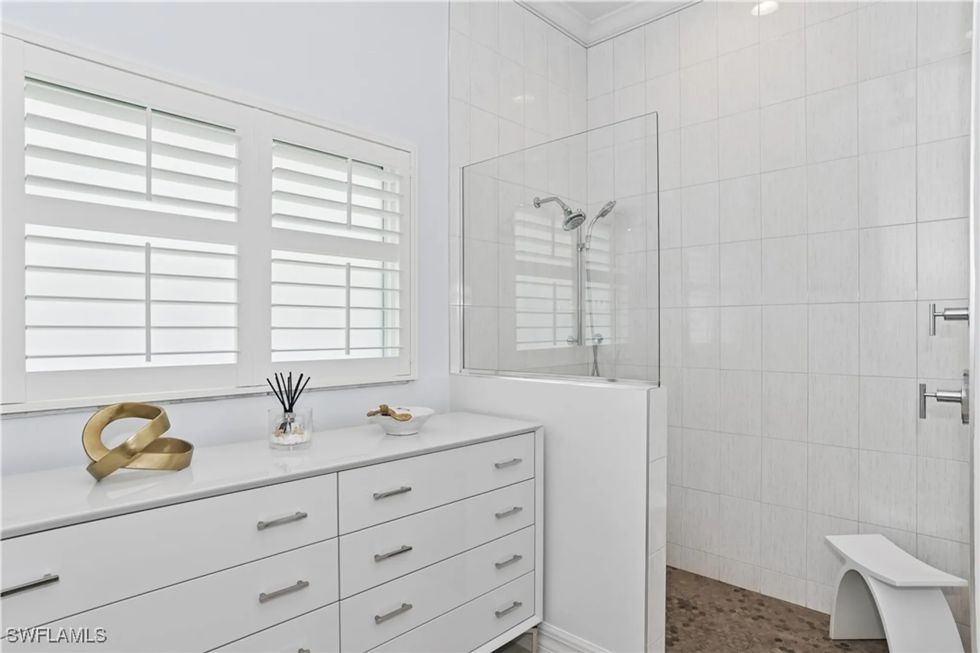 Property Slideshow image 13 of 26 | 8991 mustang island cir, Naples, FL, 34113