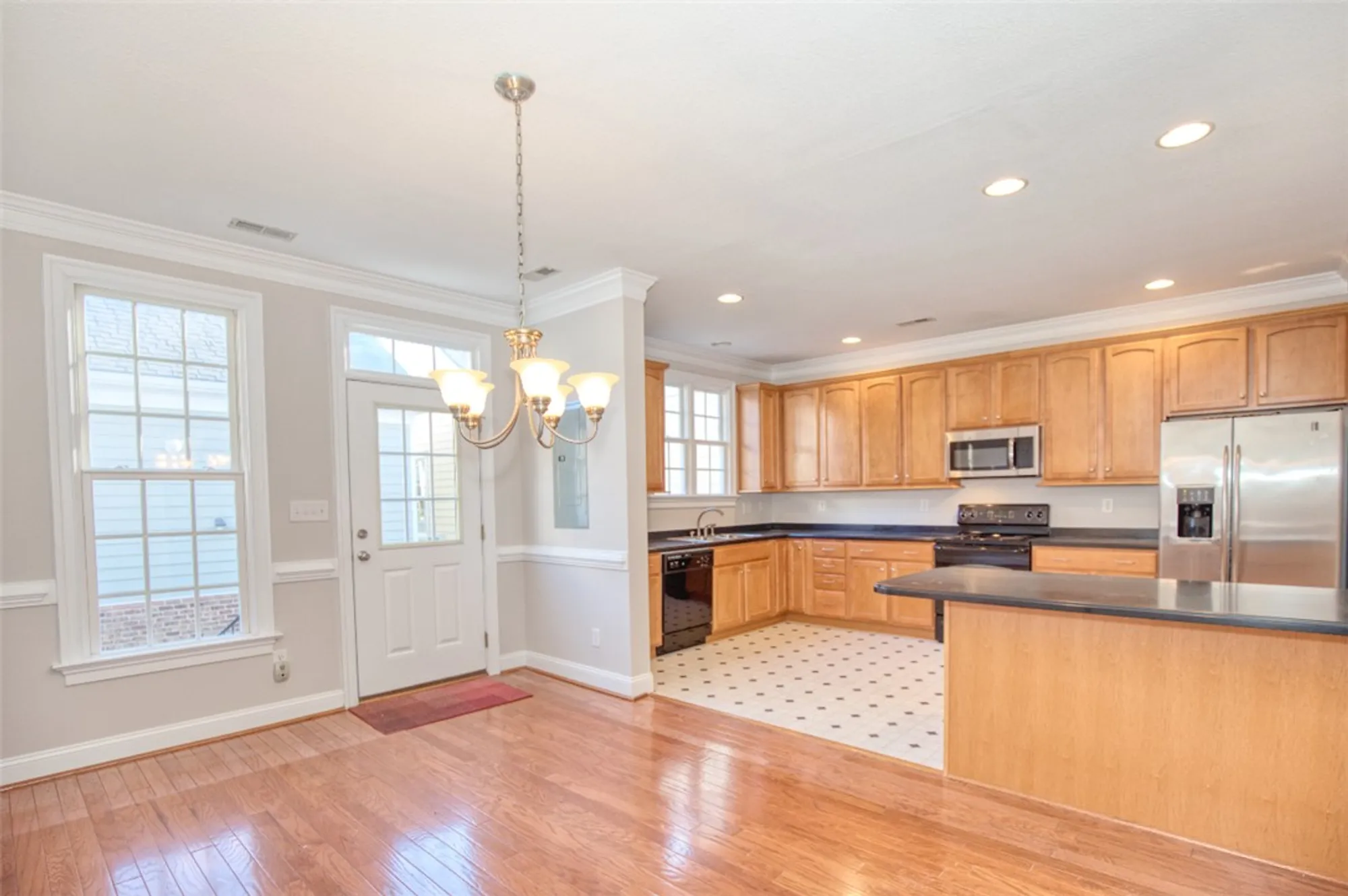 Property Slideshow image 15 of 40 | 4610 town creek dr, Williamsburg, VA, 23188