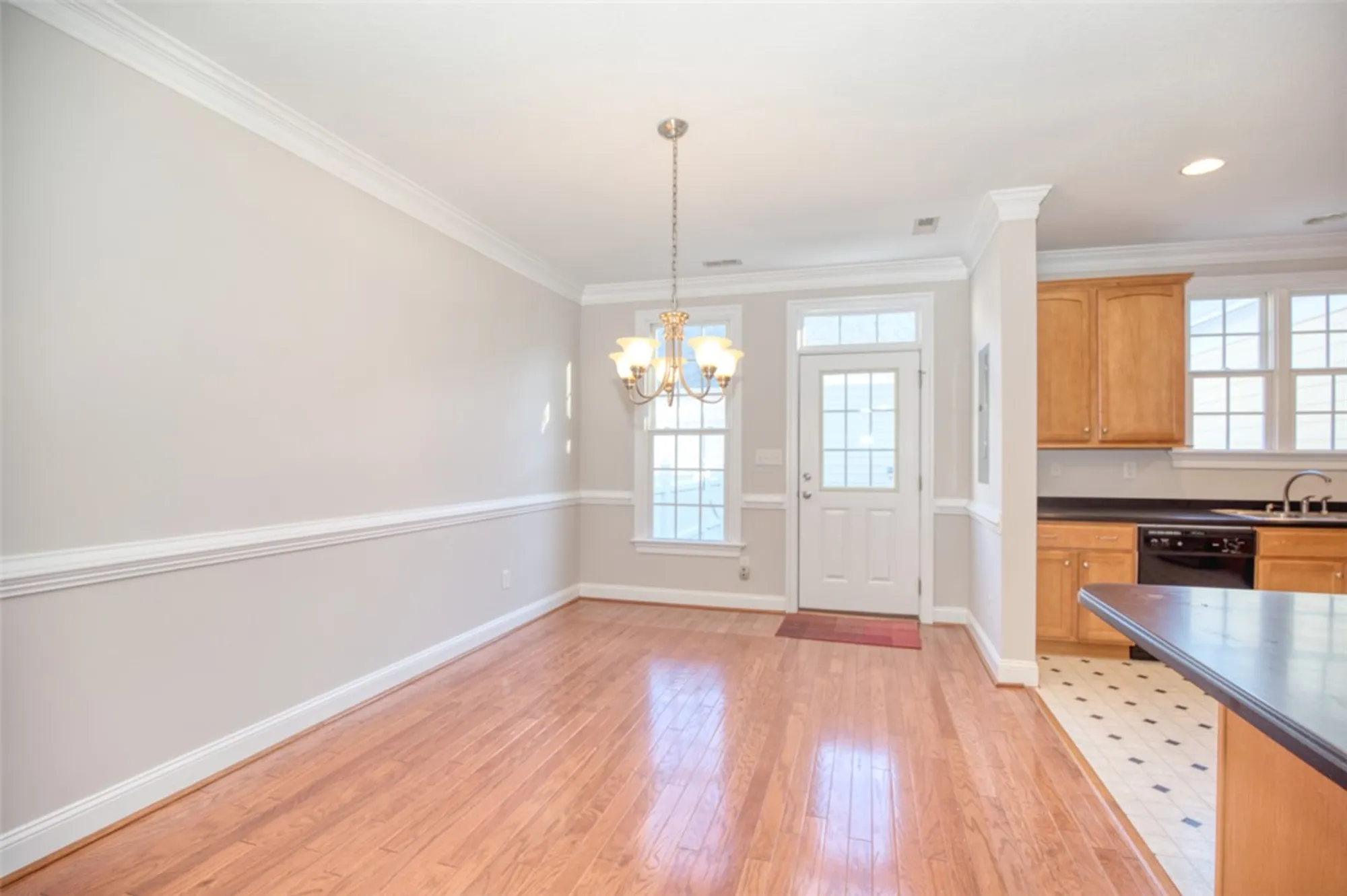 Property Slideshow image 10 of 40 | 4610 town creek dr, Williamsburg, VA, 23188