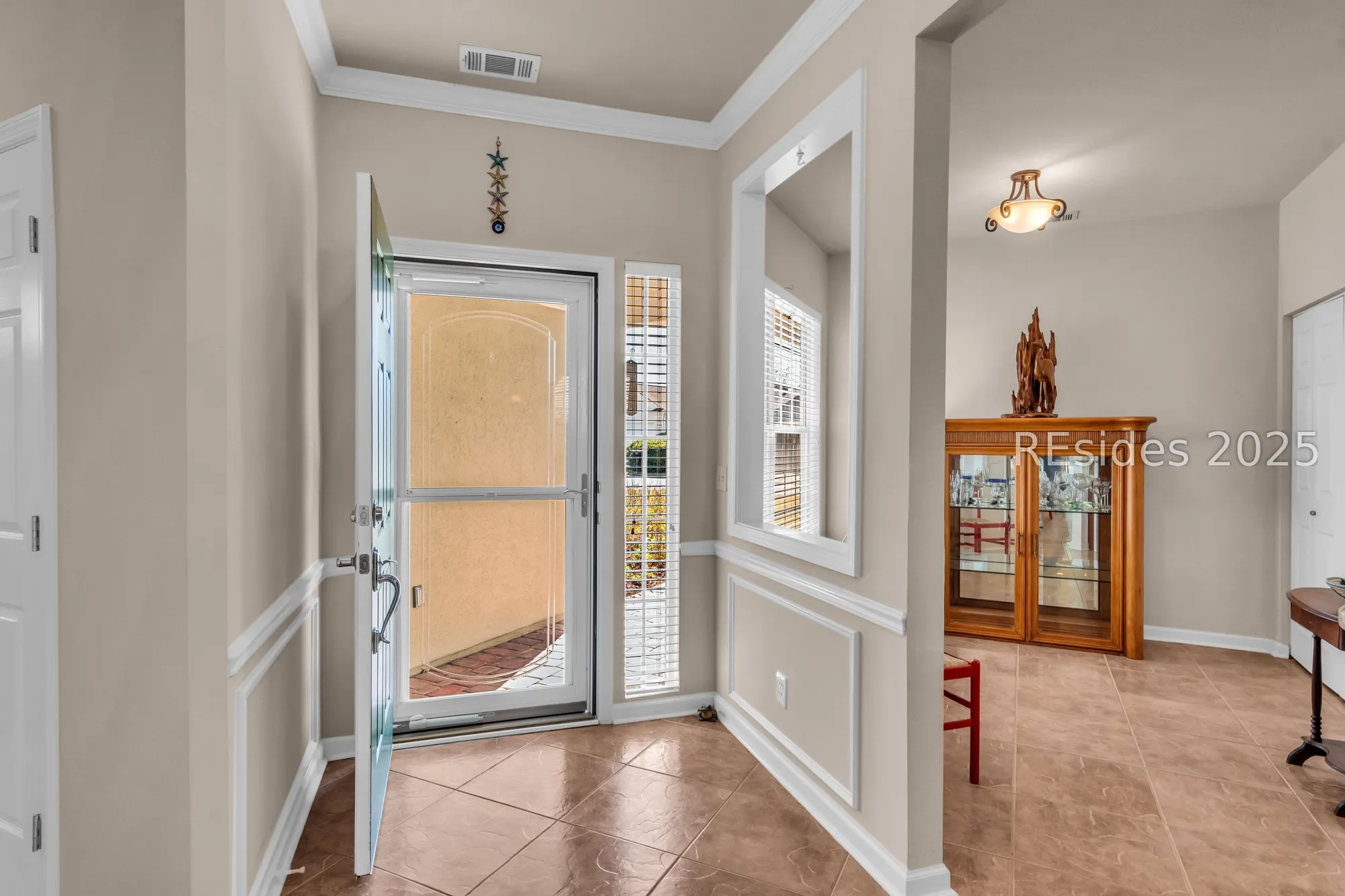 Property Slideshow image 11 of 31 | 10 thomas bee dr, Bluffton, SC, 29909