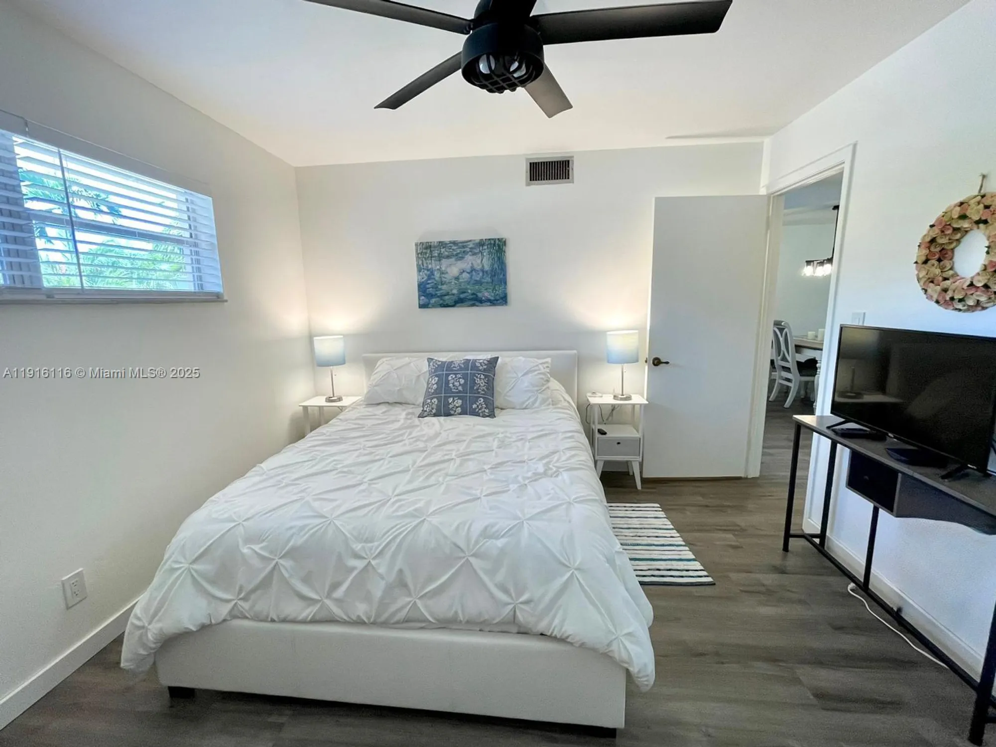 Property Slideshow image 18 of 40 | 8941 s hollybrook blvd 103, Pembroke Pines, FL, 33025