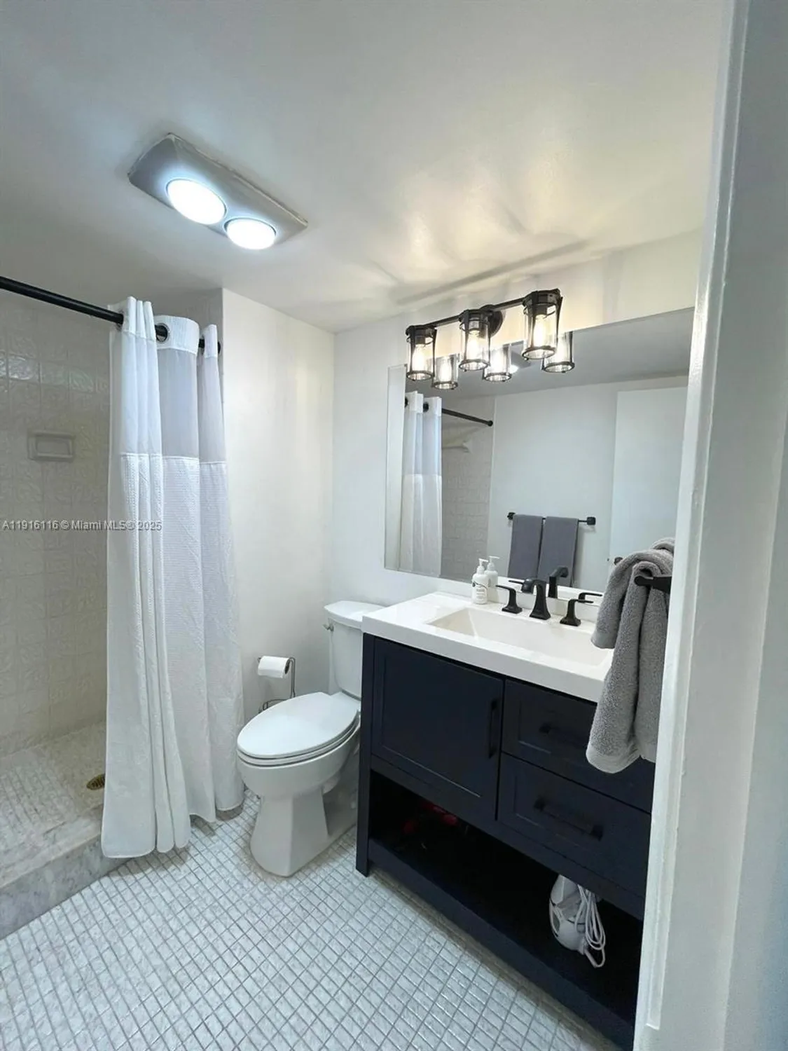 Property Slideshow image 19 of 40 | 8941 s hollybrook blvd 103, Pembroke Pines, FL, 33025