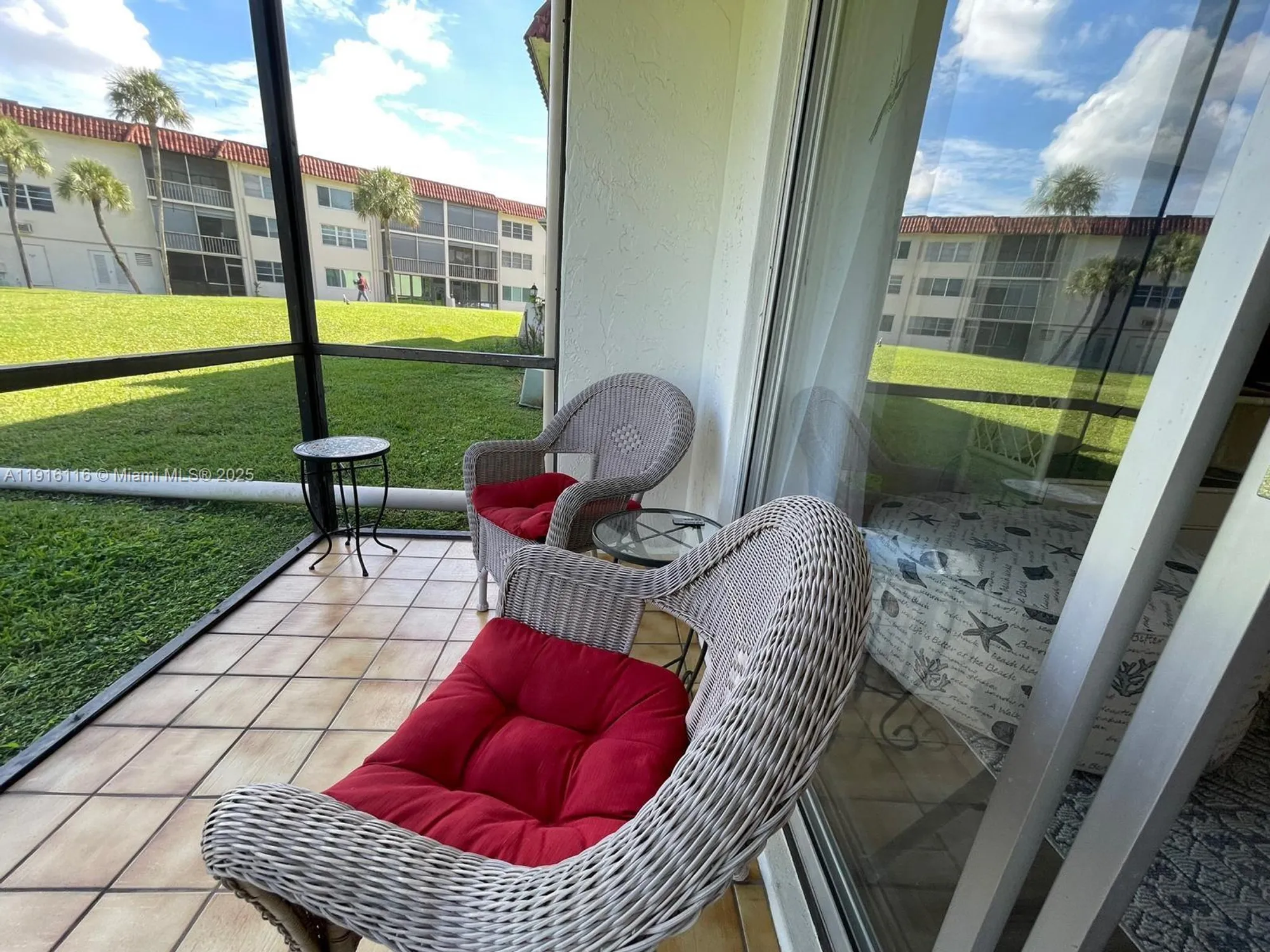 Property Slideshow image 23 of 40 | 8941 s hollybrook blvd 103, Pembroke Pines, FL, 33025