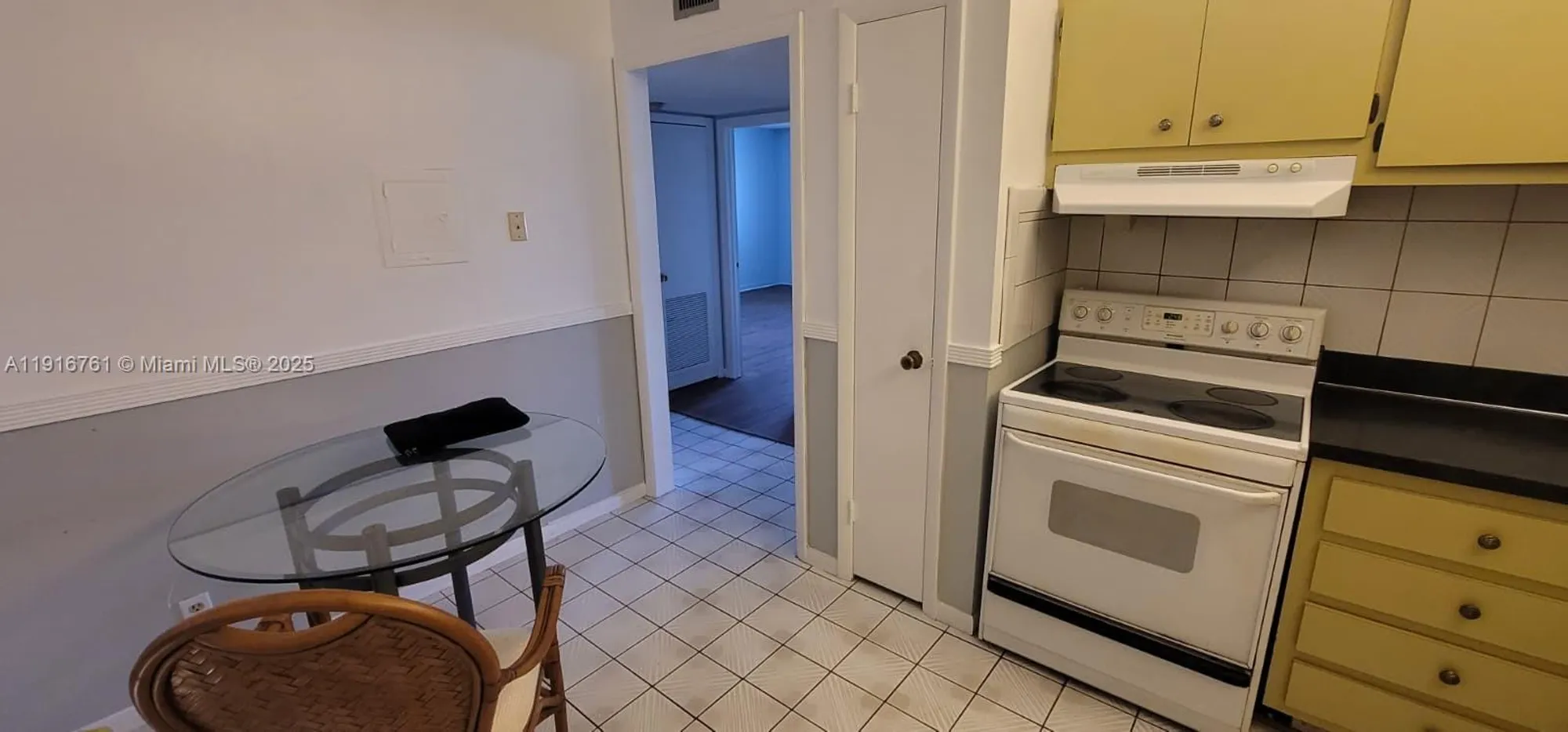 Property Slideshow image 10 of 15 | 4880 nw 22nd st 301, Lauderhill, FL, 33313