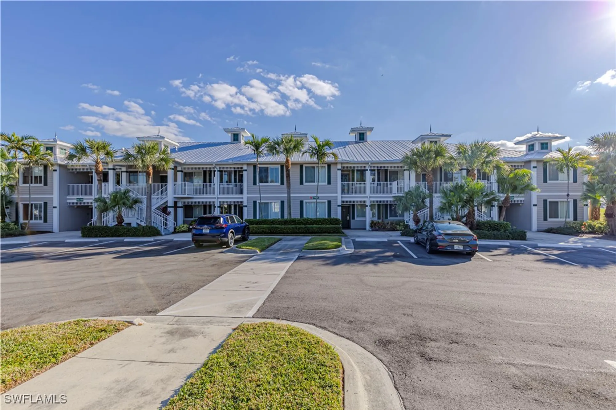 Property Slideshow image 4 of 24 | 7905 mahogany run ln 1326, Naples, FL, 34113