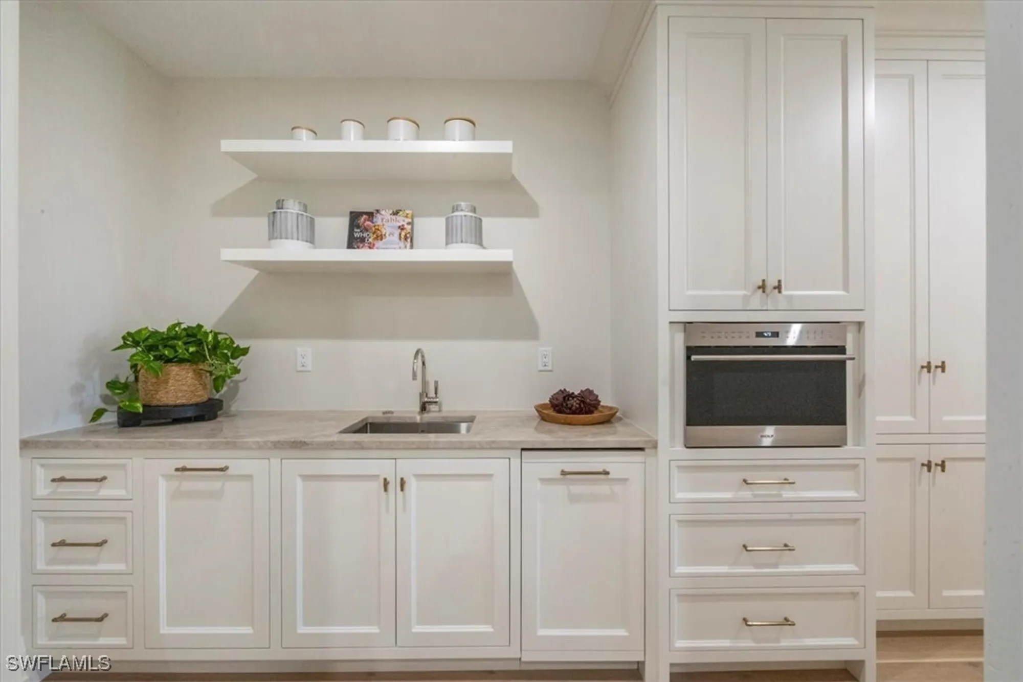 Property Slideshow image 17 of 48 | 1820 gulf shore blvd n # 402-403, Naples, FL, 34102