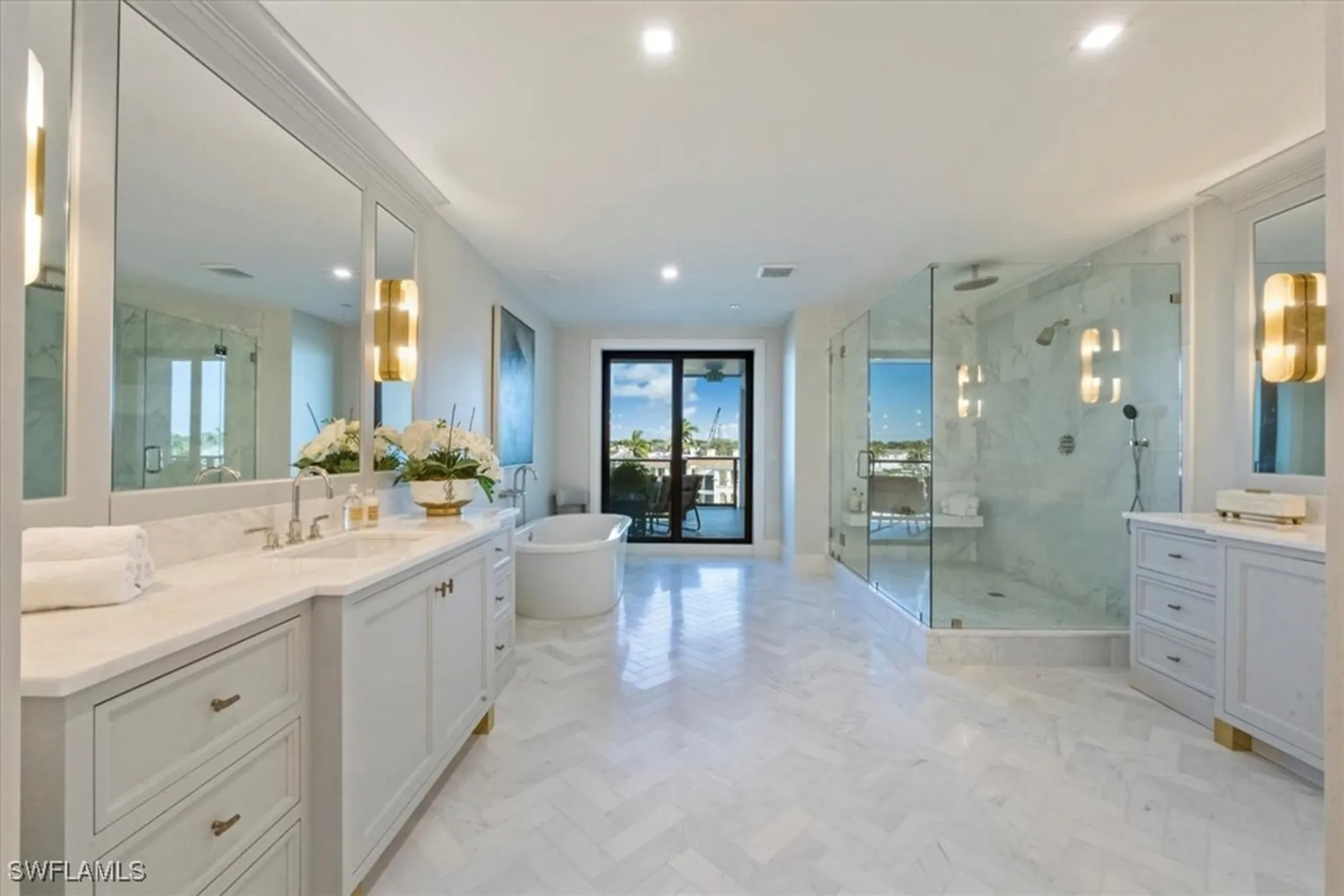 Property Slideshow image 23 of 48 | 1820 gulf shore blvd n # 402-403, Naples, FL, 34102
