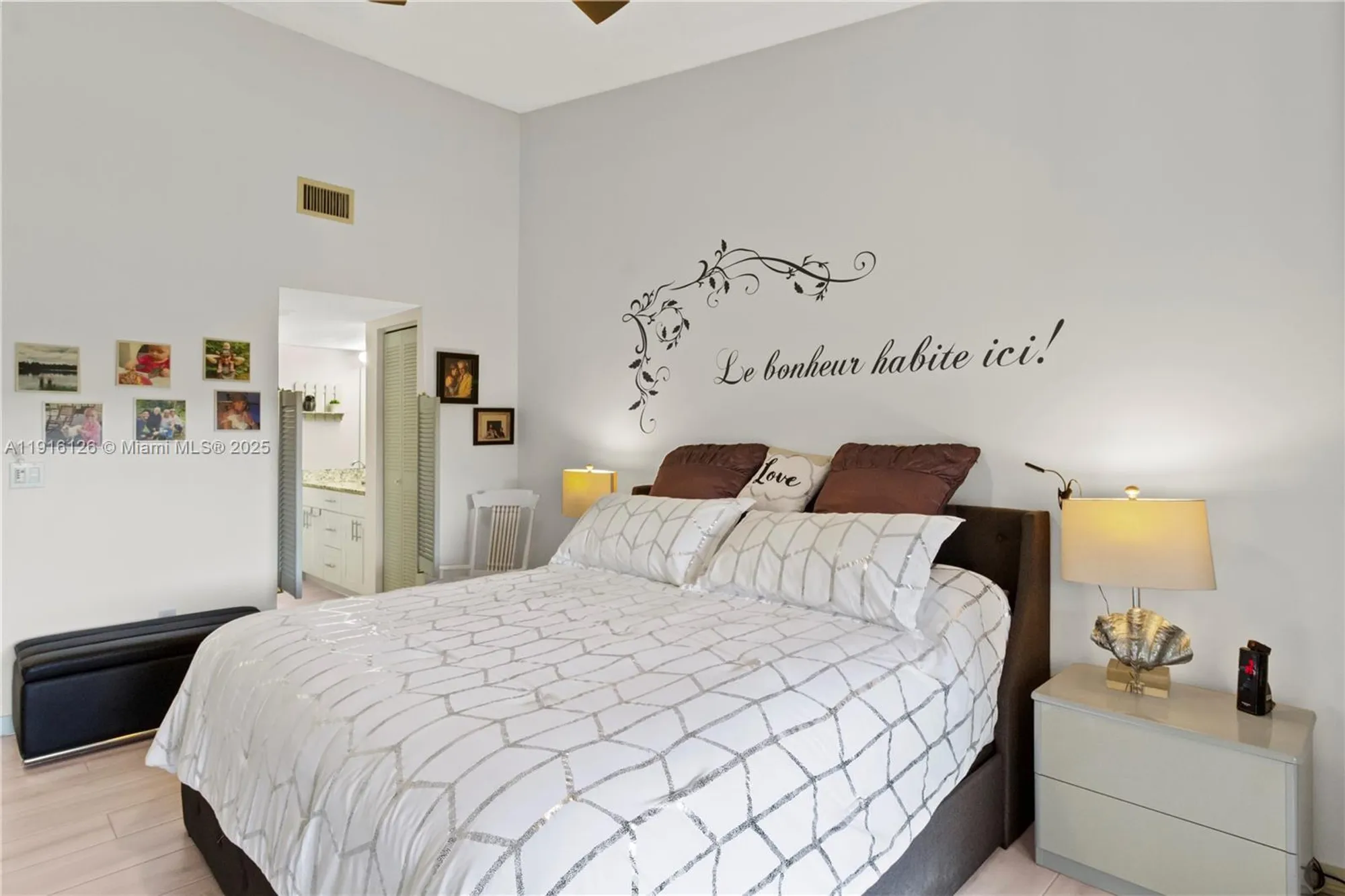 Property Slideshow image 16 of 36 | 7831 willow spring dr apt 525, Lake Worth, FL, 33467