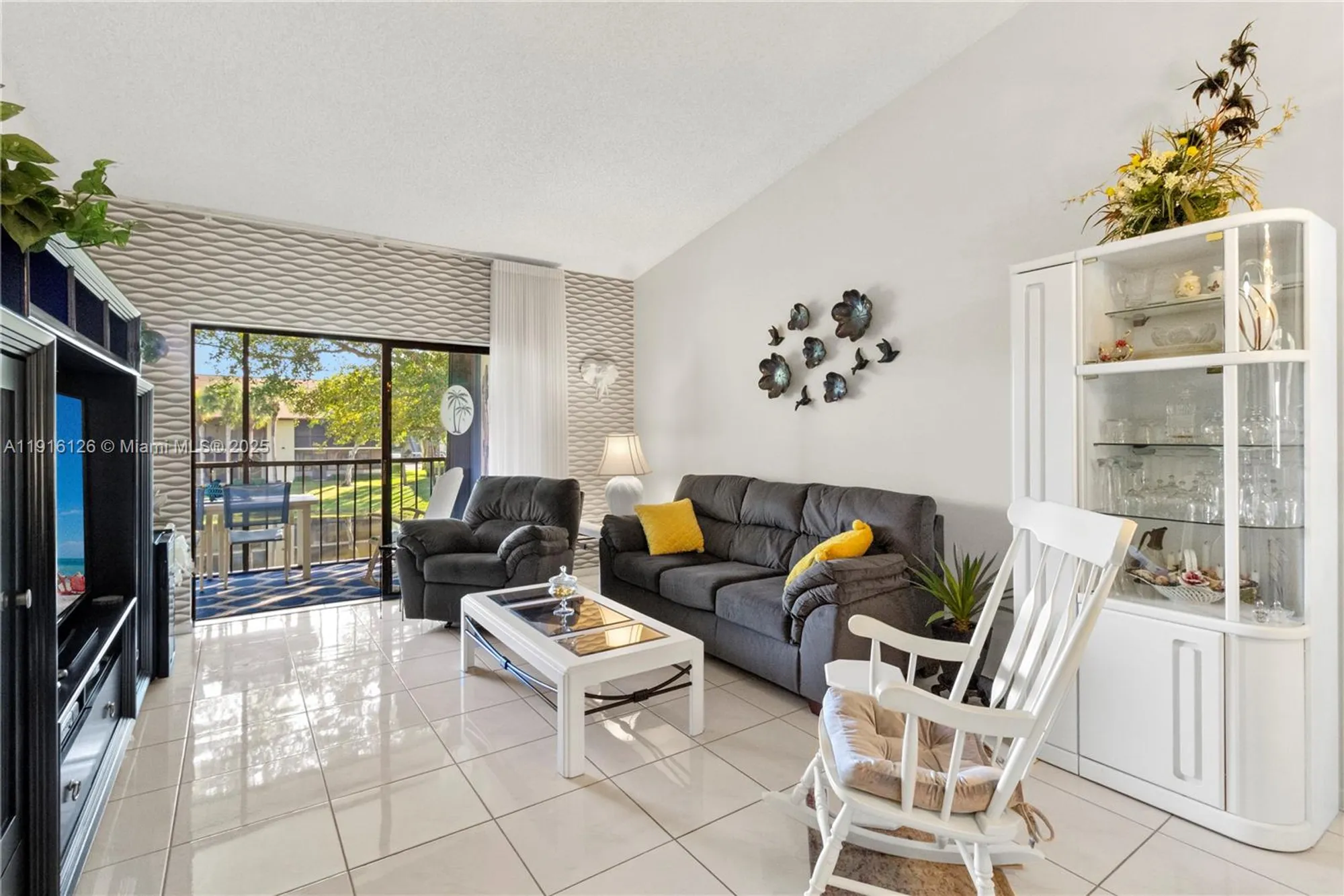Property Slideshow image 11 of 36 | 7831 willow spring dr apt 525, Lake Worth, FL, 33467